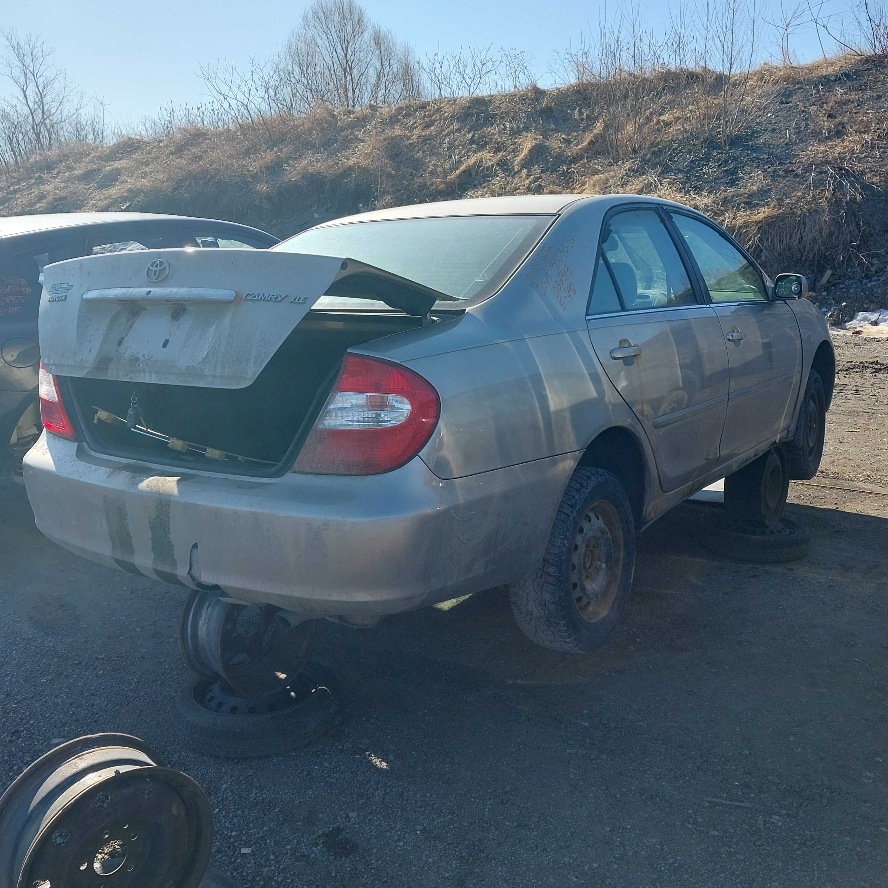 TOYOTA CAMRY 2002