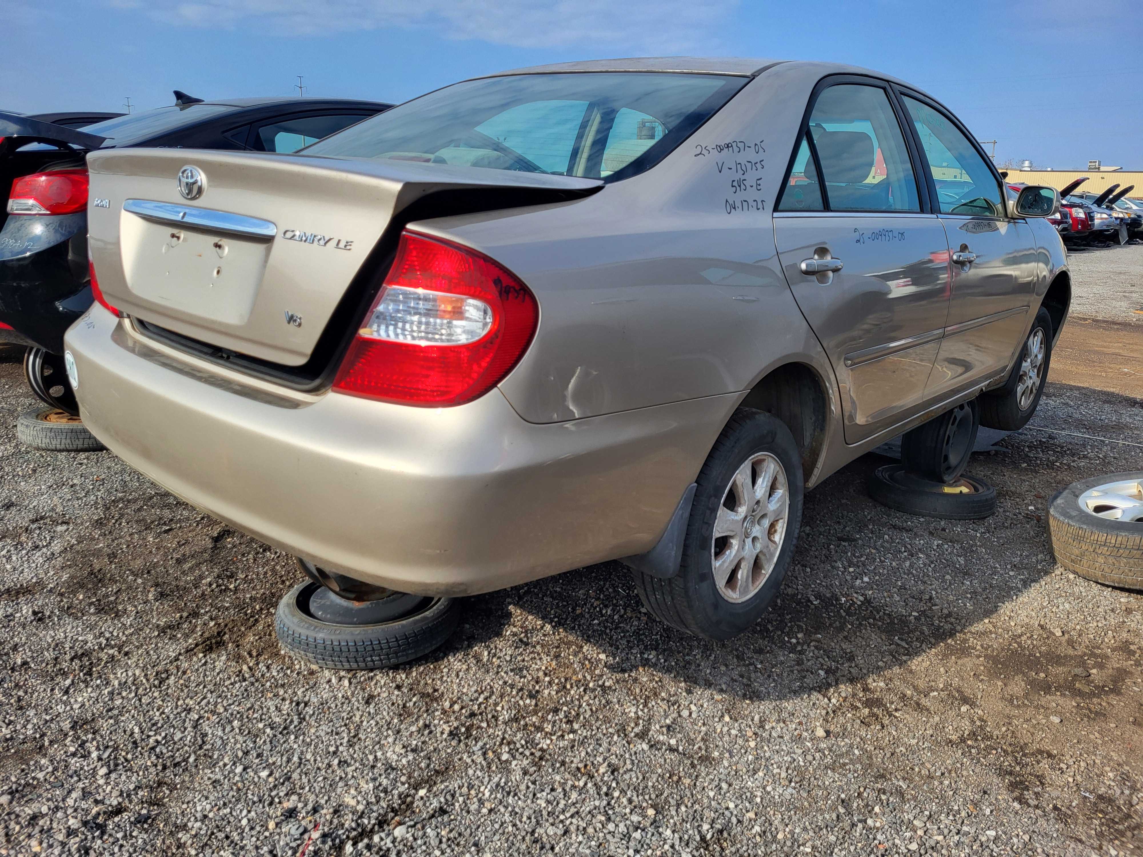 TOYOTA CAMRY 2003