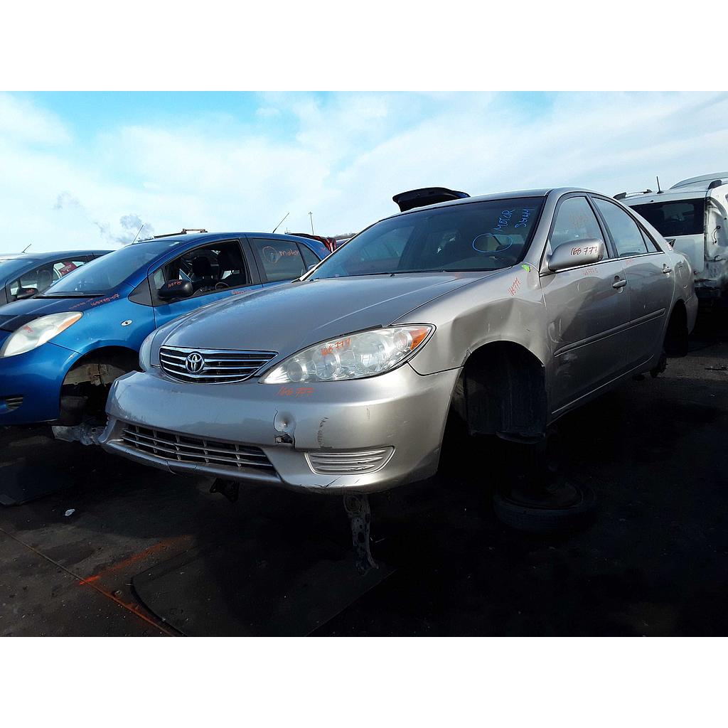 TOYOTA CAMRY 2005