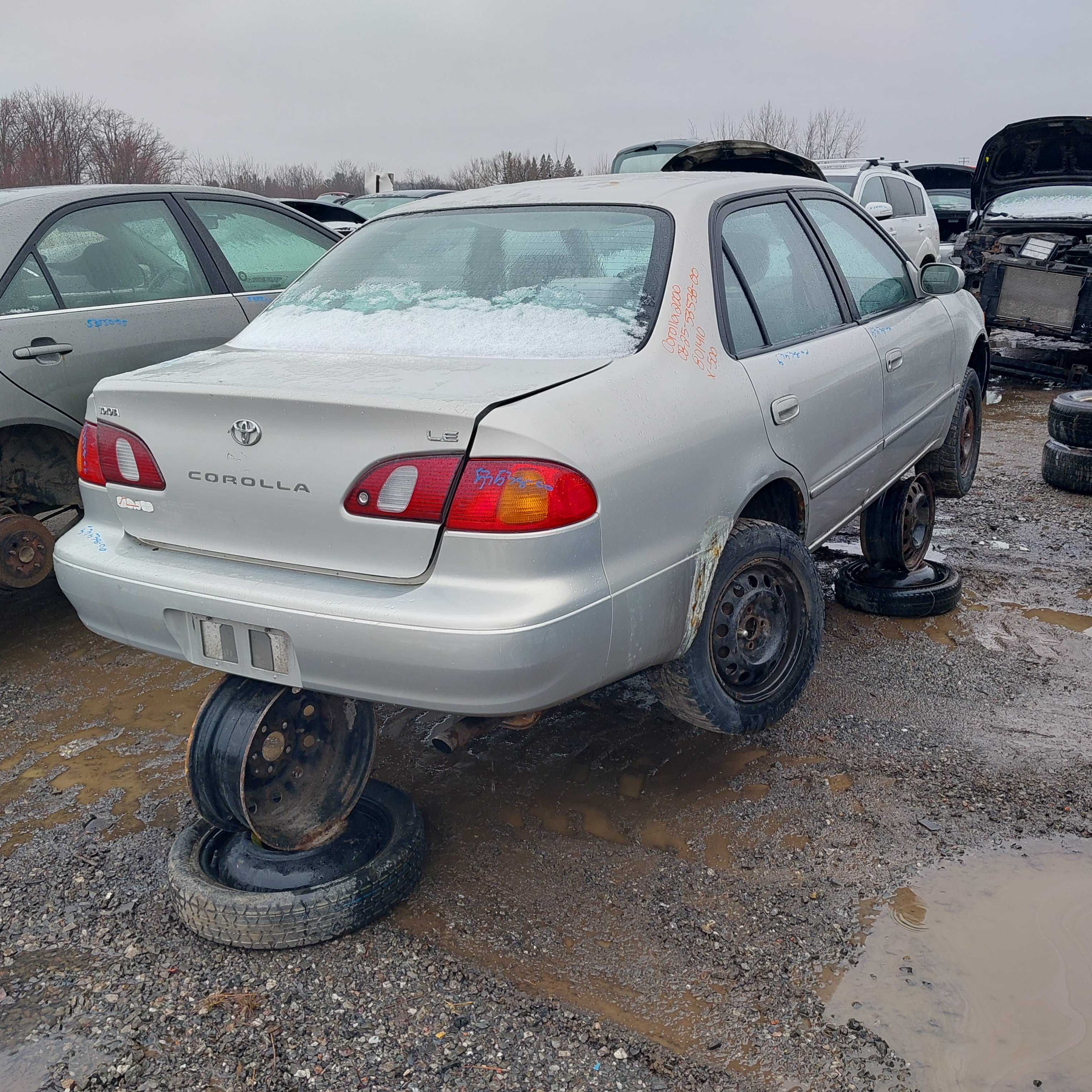 TOYOTA COROLLA 2000