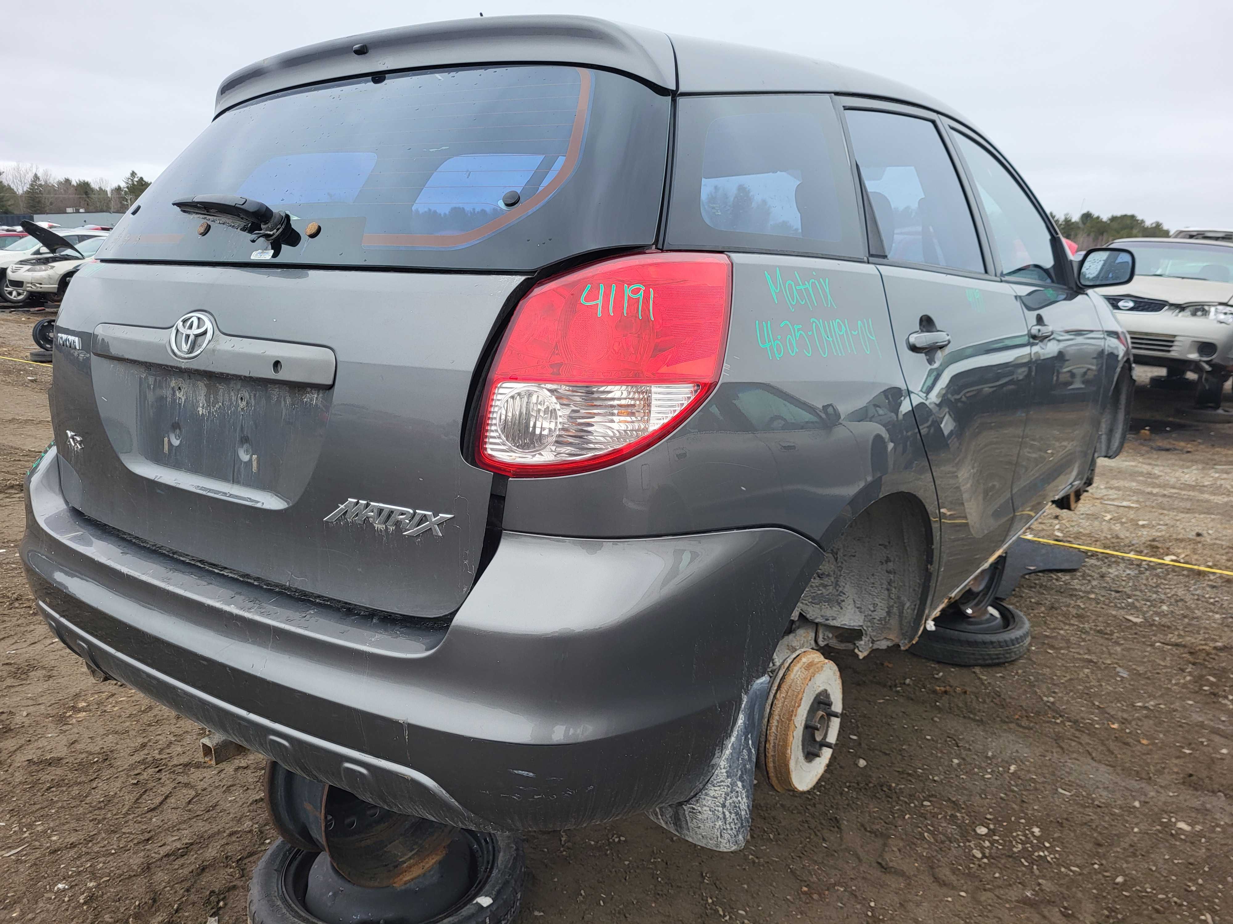 TOYOTA MATRIX 2004