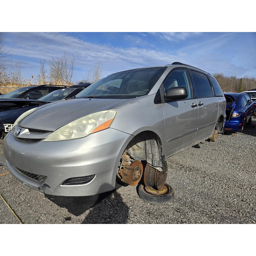TOYOTA SIENNA 2006
