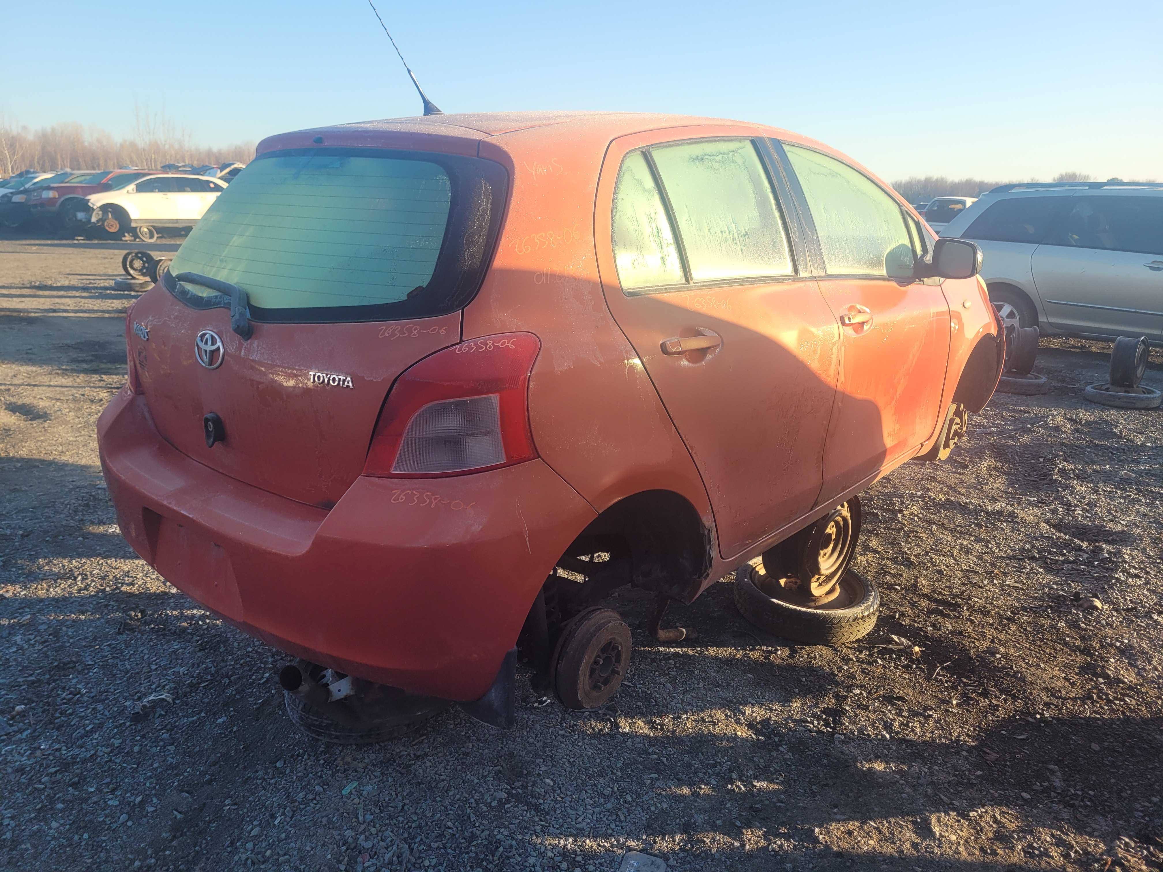 TOYOTA YARIS 2006