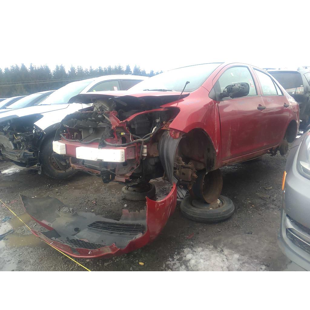 TOYOTA YARIS 2010