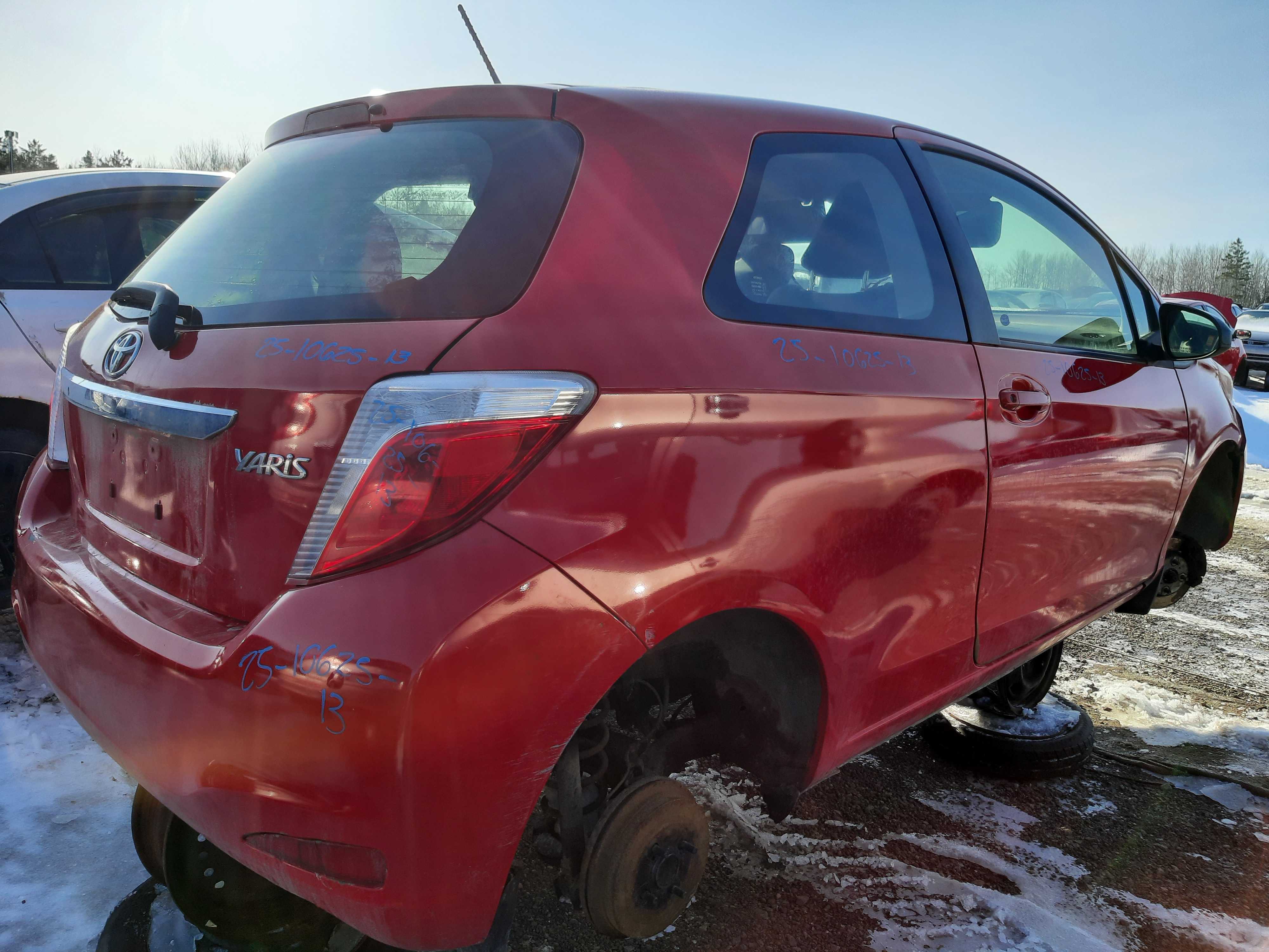 TOYOTA YARIS 2013