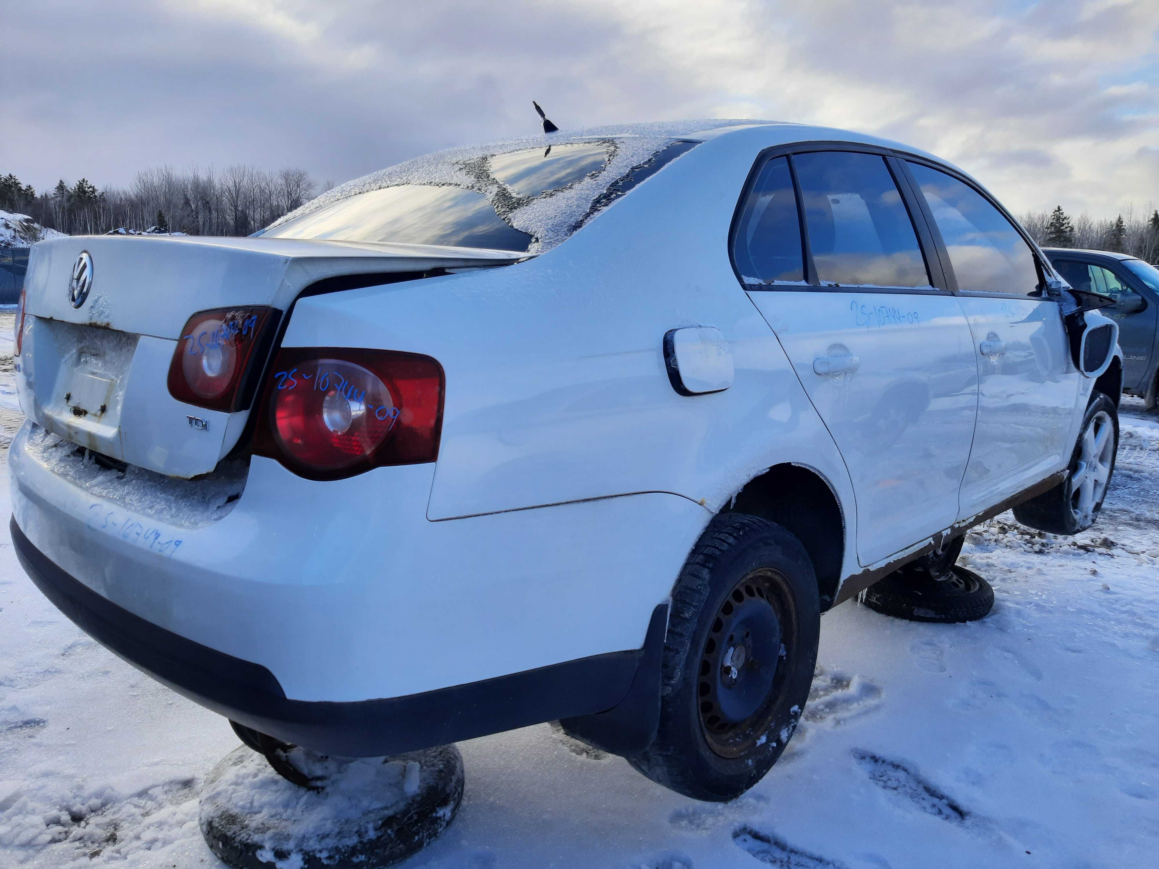 VOLKSWAGEN JETTA 2009