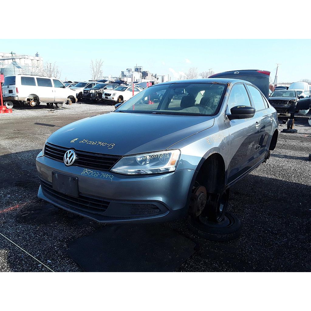 VOLKSWAGEN JETTA 2013