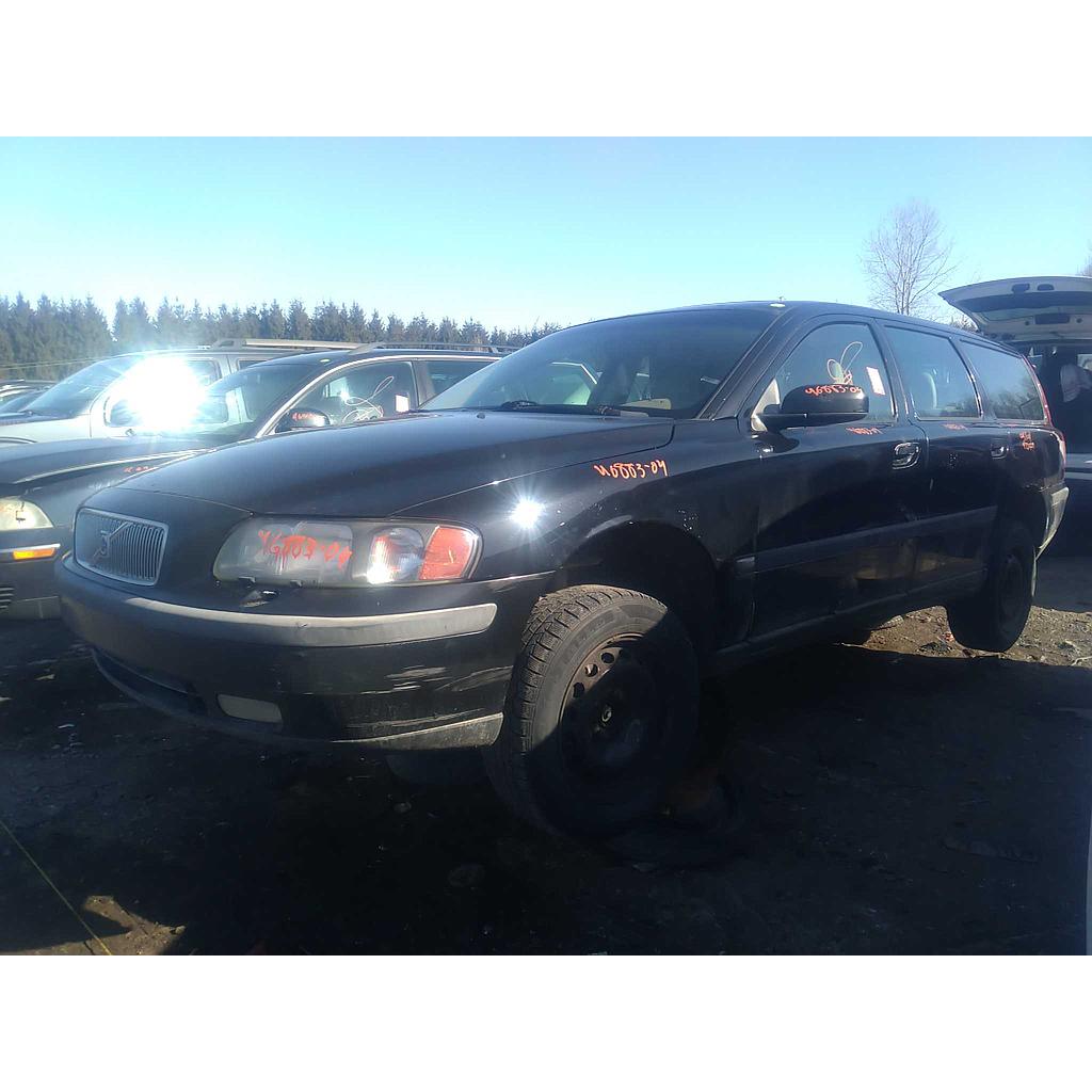 VOLVO V70 2004