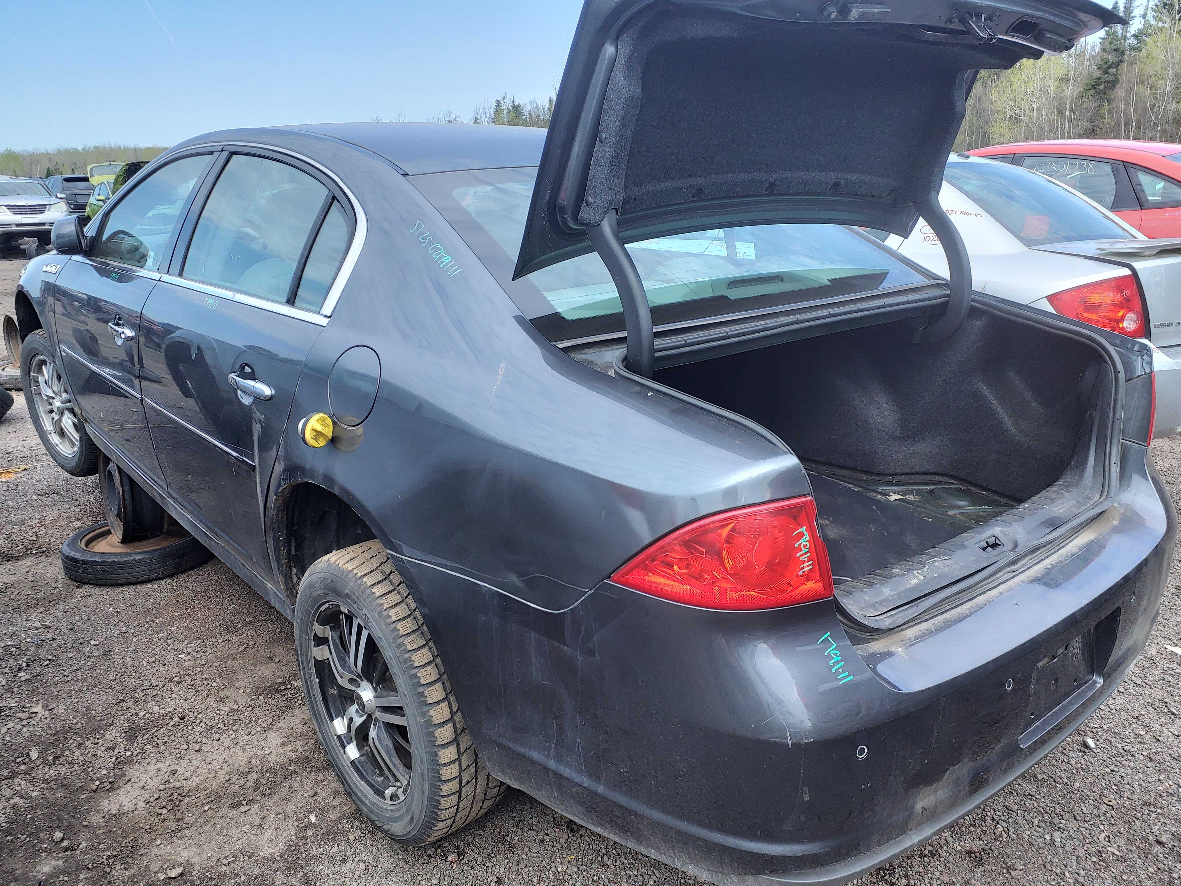 BUICK LUCERNE 2011