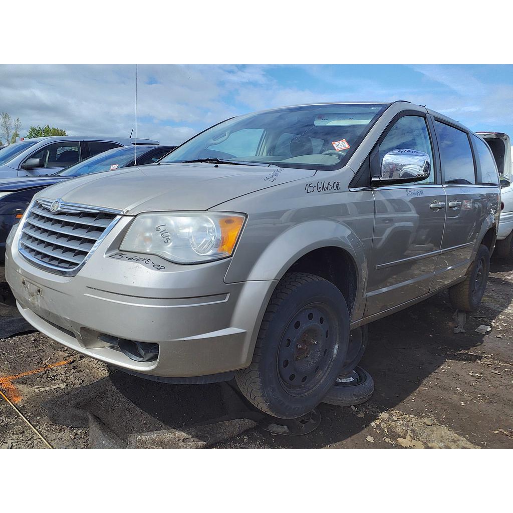 CHRYSLER TOWN & COUNTRY 2008