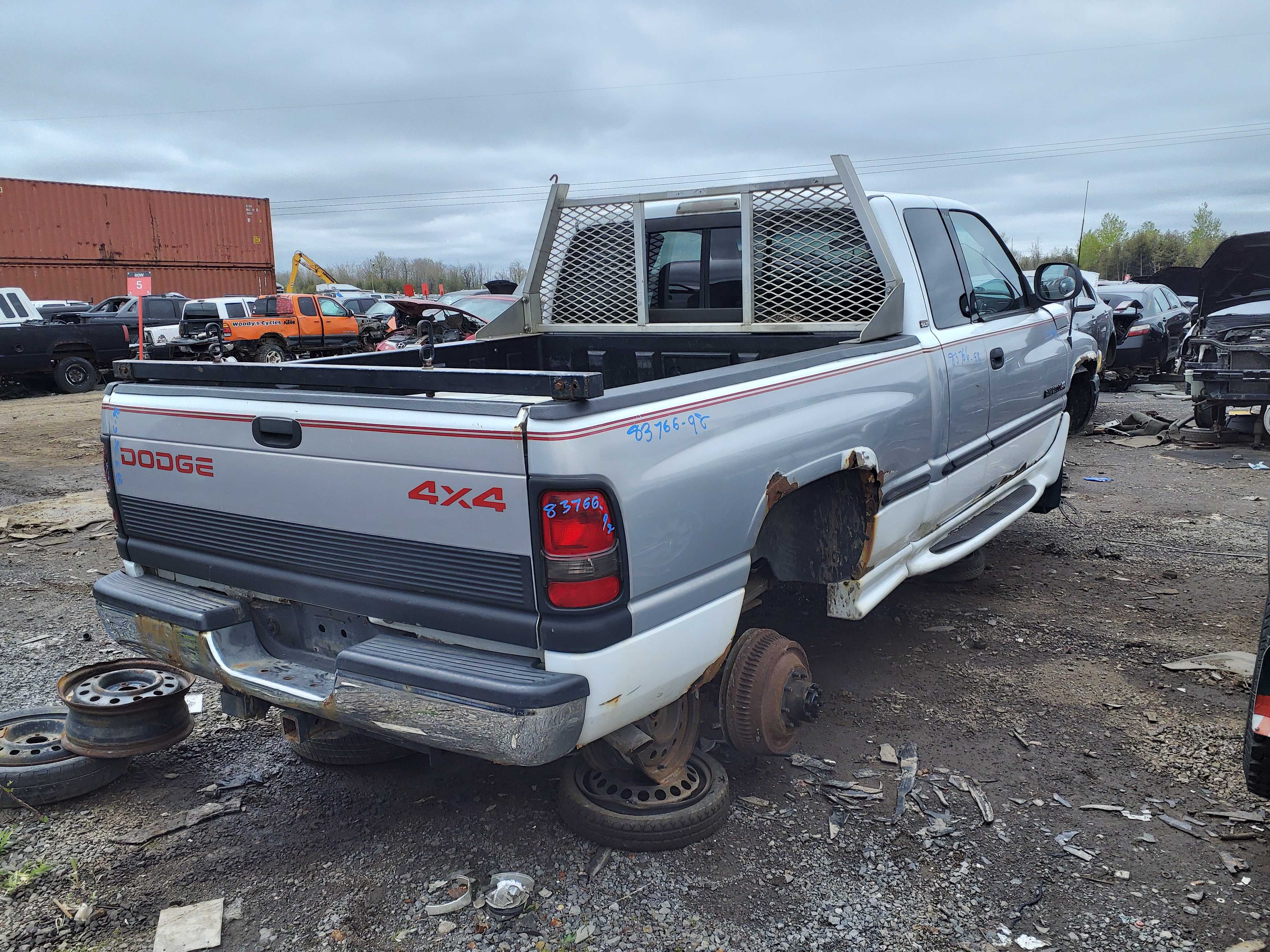 DODGE RAM 2500 1998