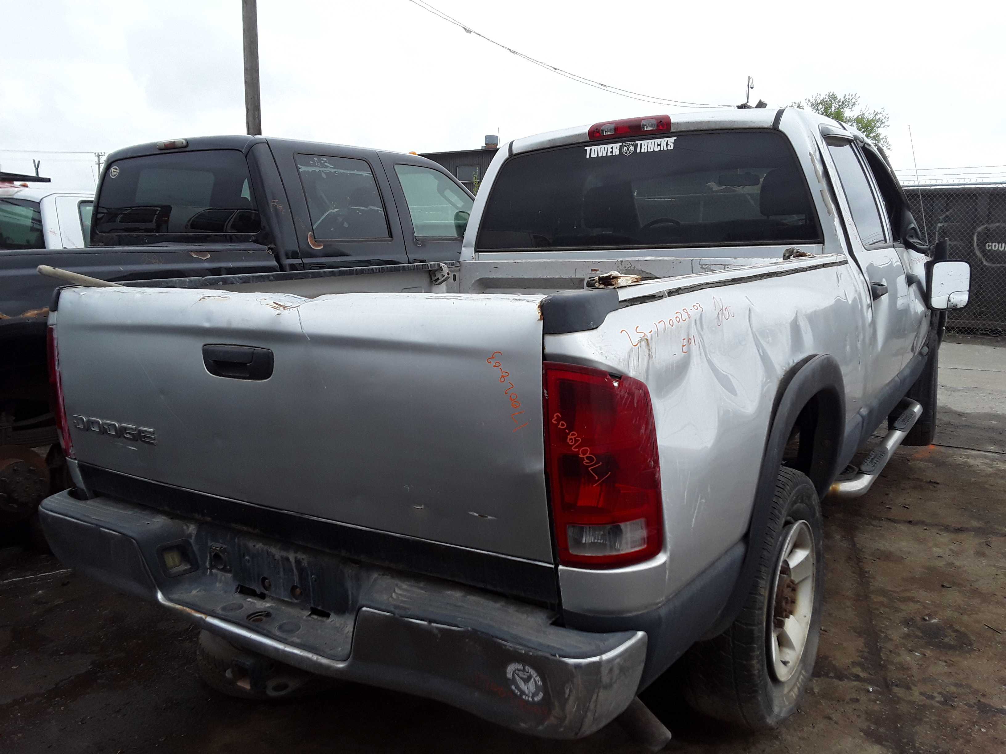 DODGE RAM 2500 2003