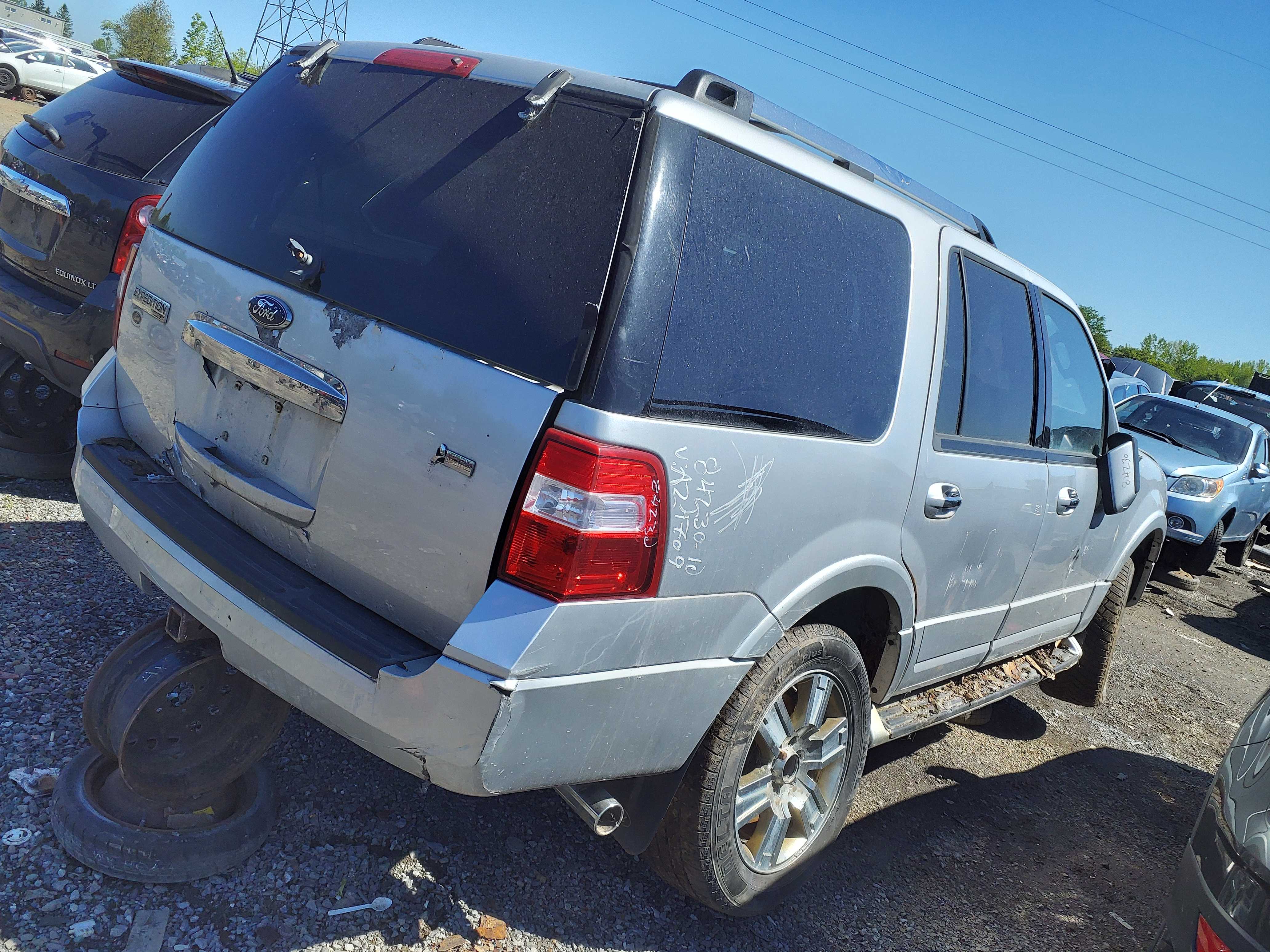 FORD EXPEDITION 2010