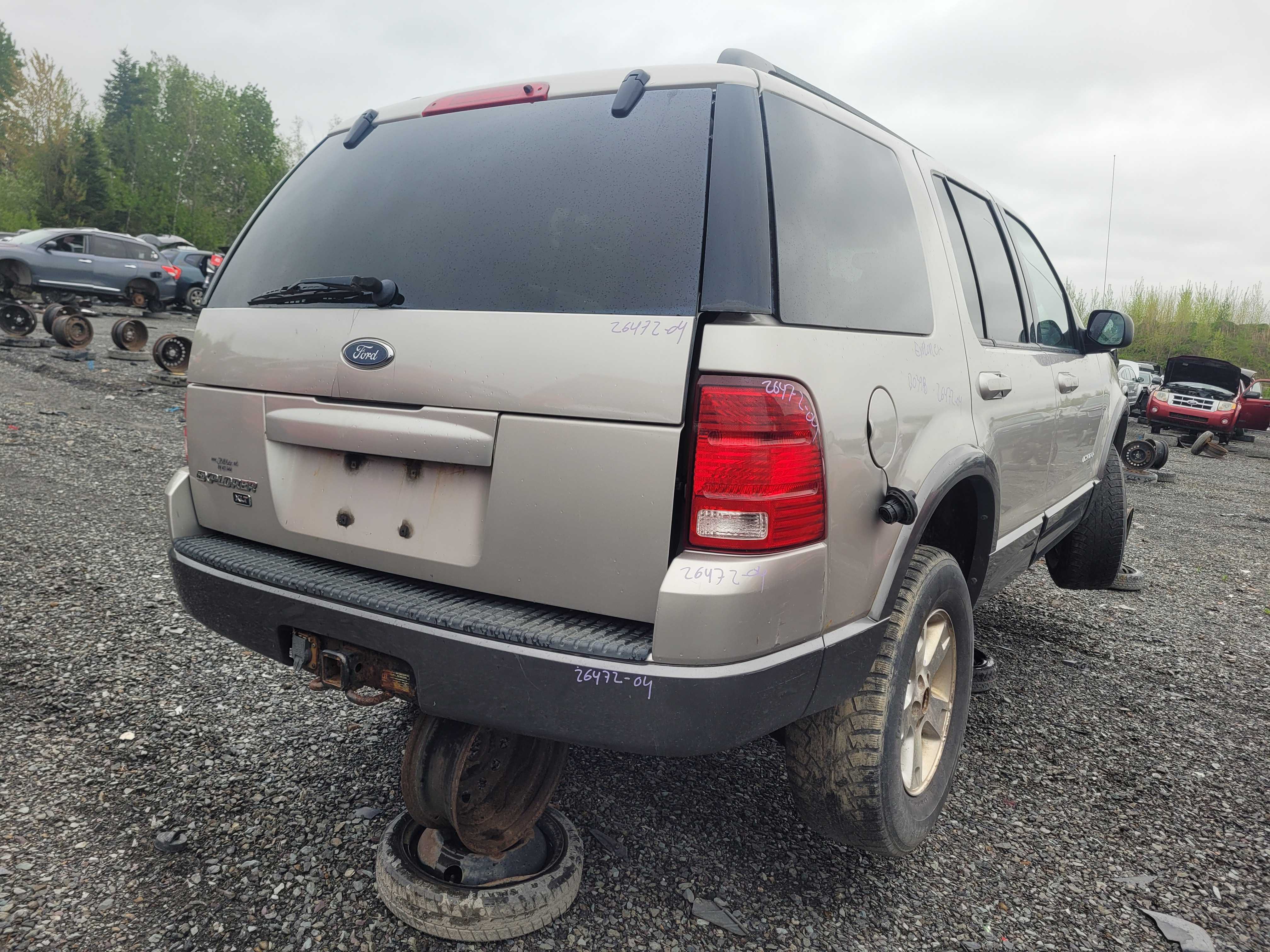 FORD EXPLORER 2004