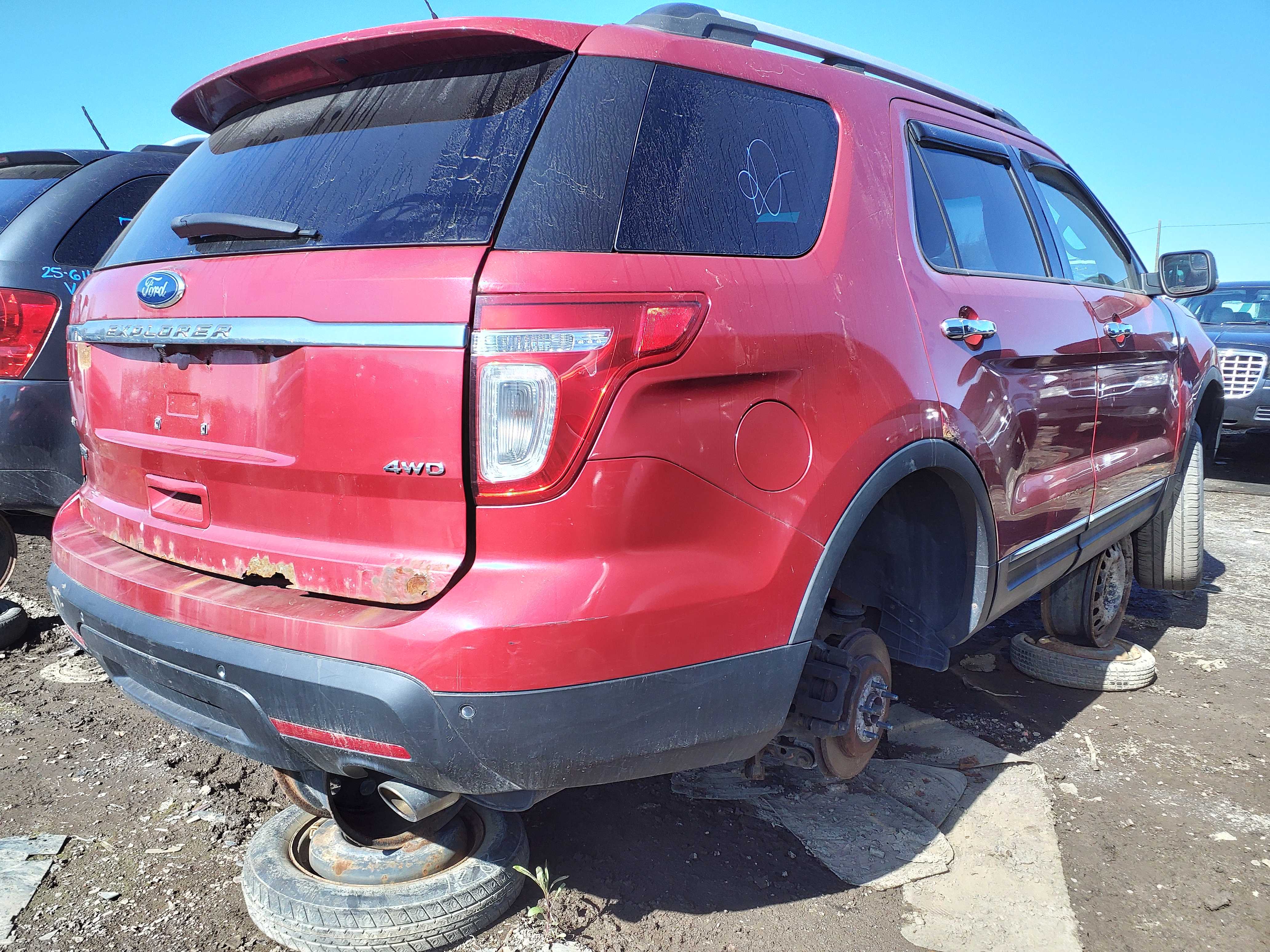 FORD EXPLORER 2012