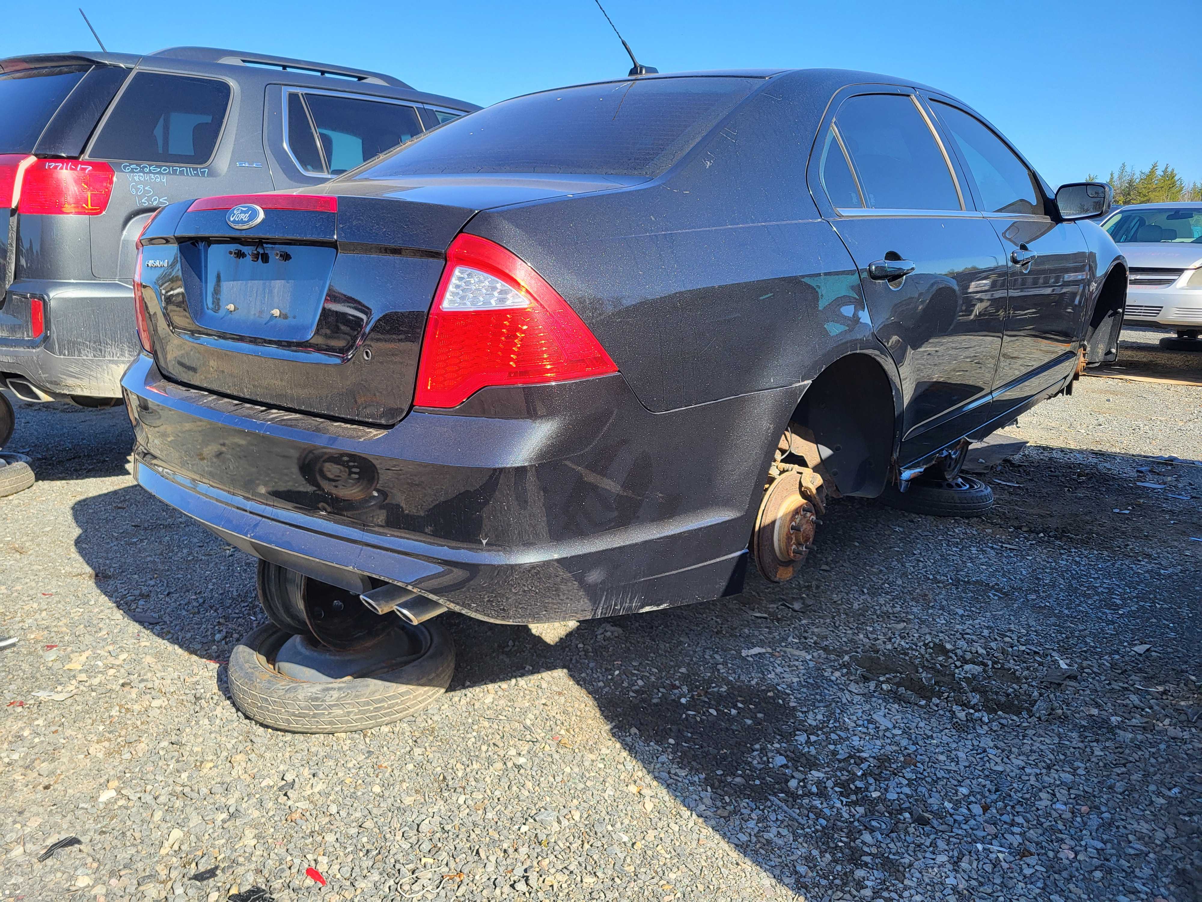 FORD FUSION 2011