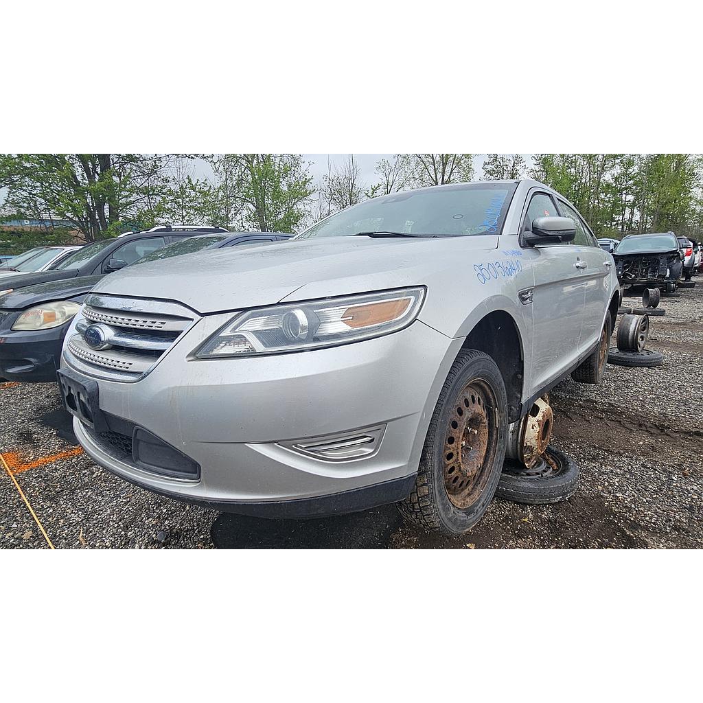 FORD TAURUS 2010