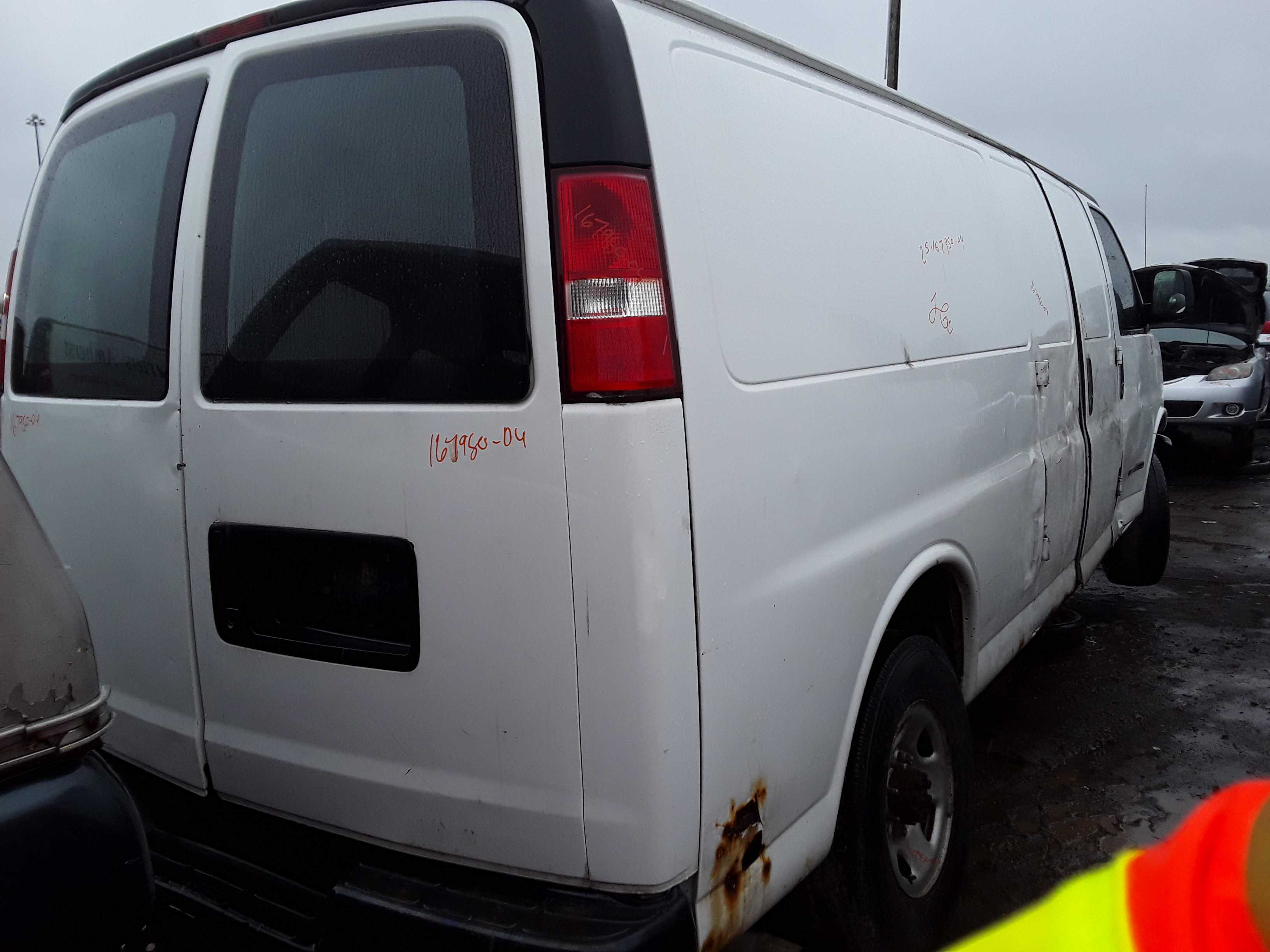 GMC SAVANA CARGO 2004