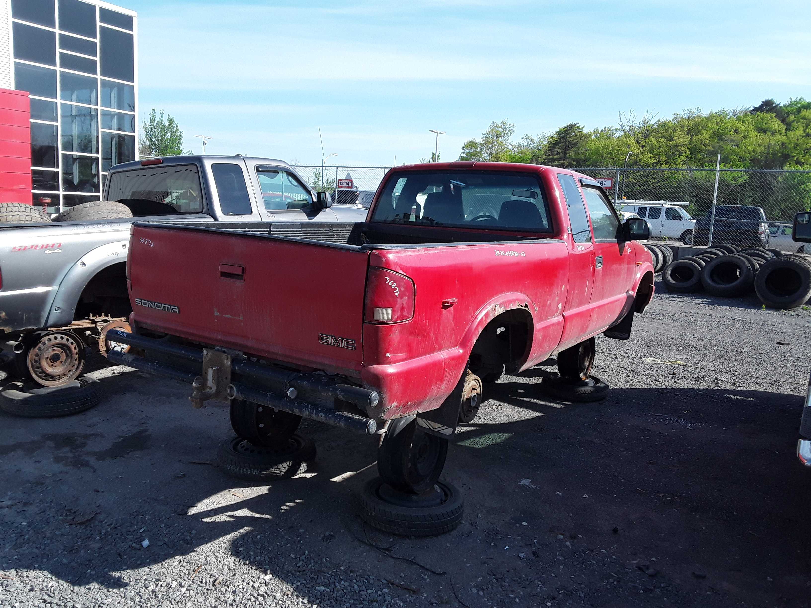 GMC SONOMA 2002
