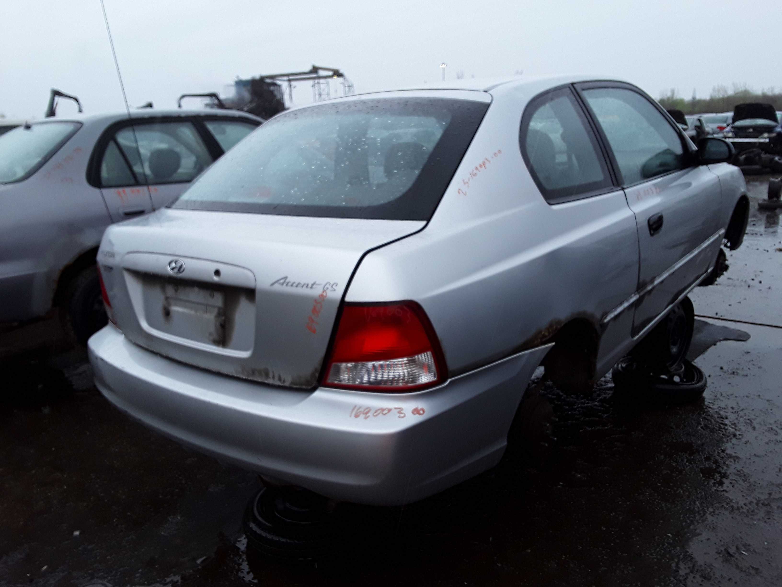 HYUNDAI ACCENT 2000