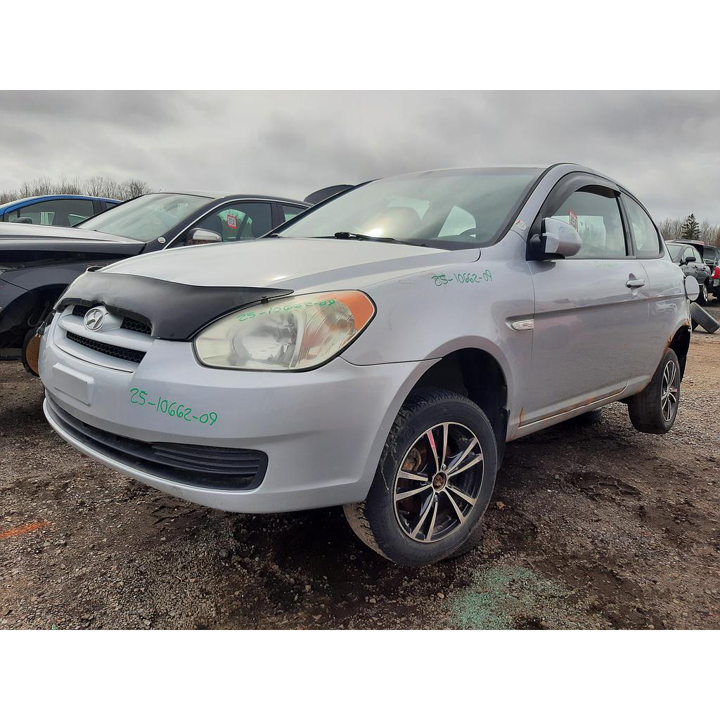 HYUNDAI ACCENT 2009