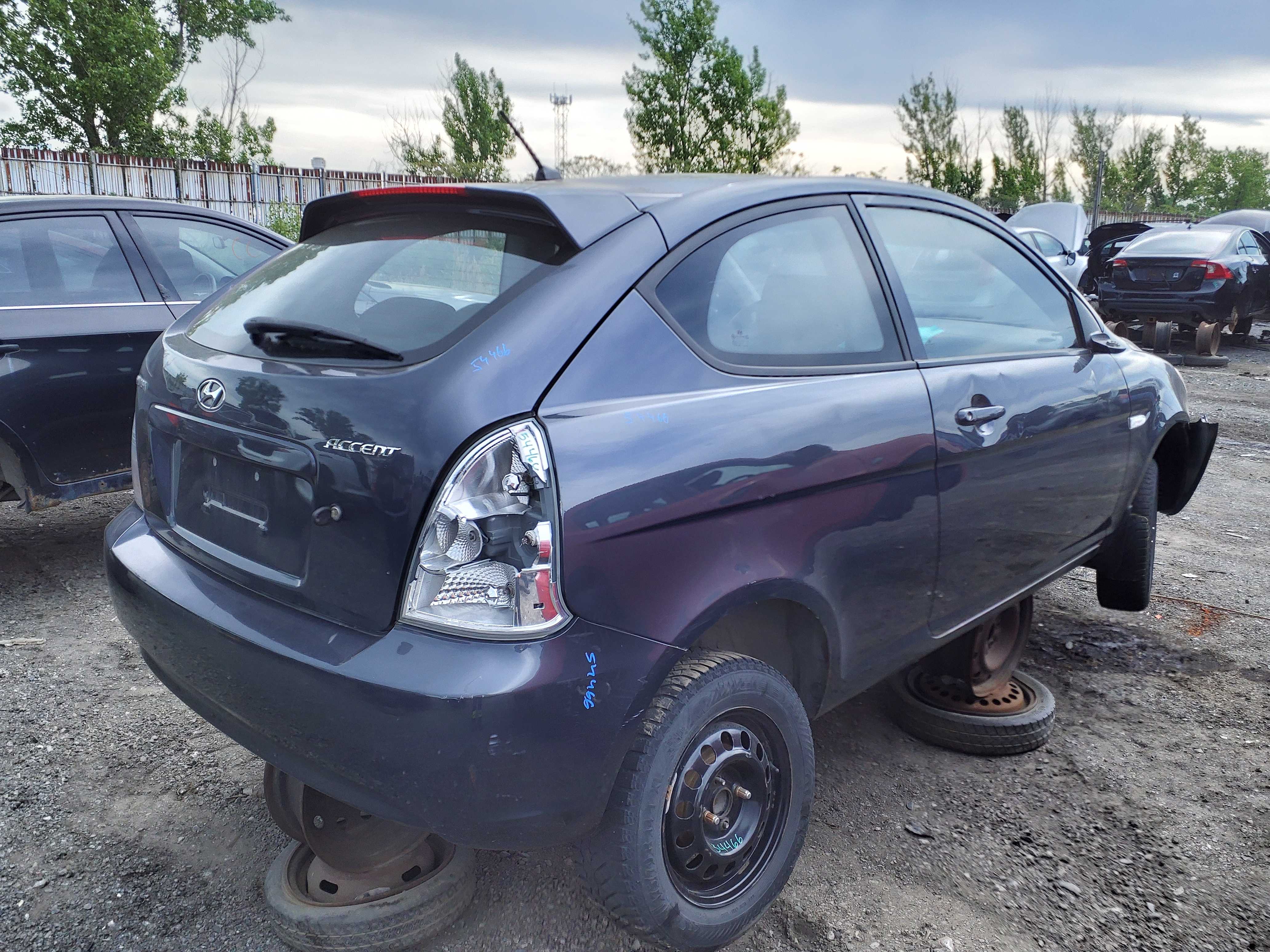 HYUNDAI ACCENT 2011
