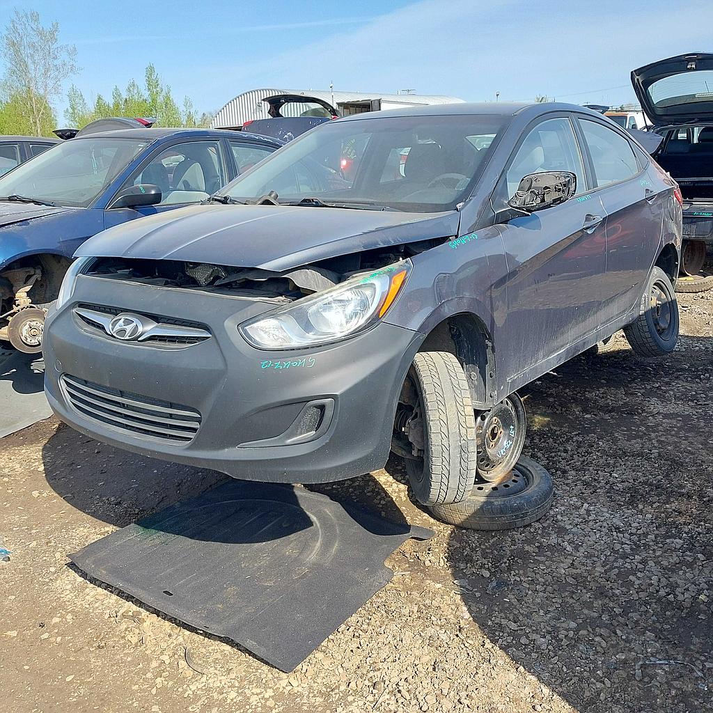 HYUNDAI ACCENT 2012