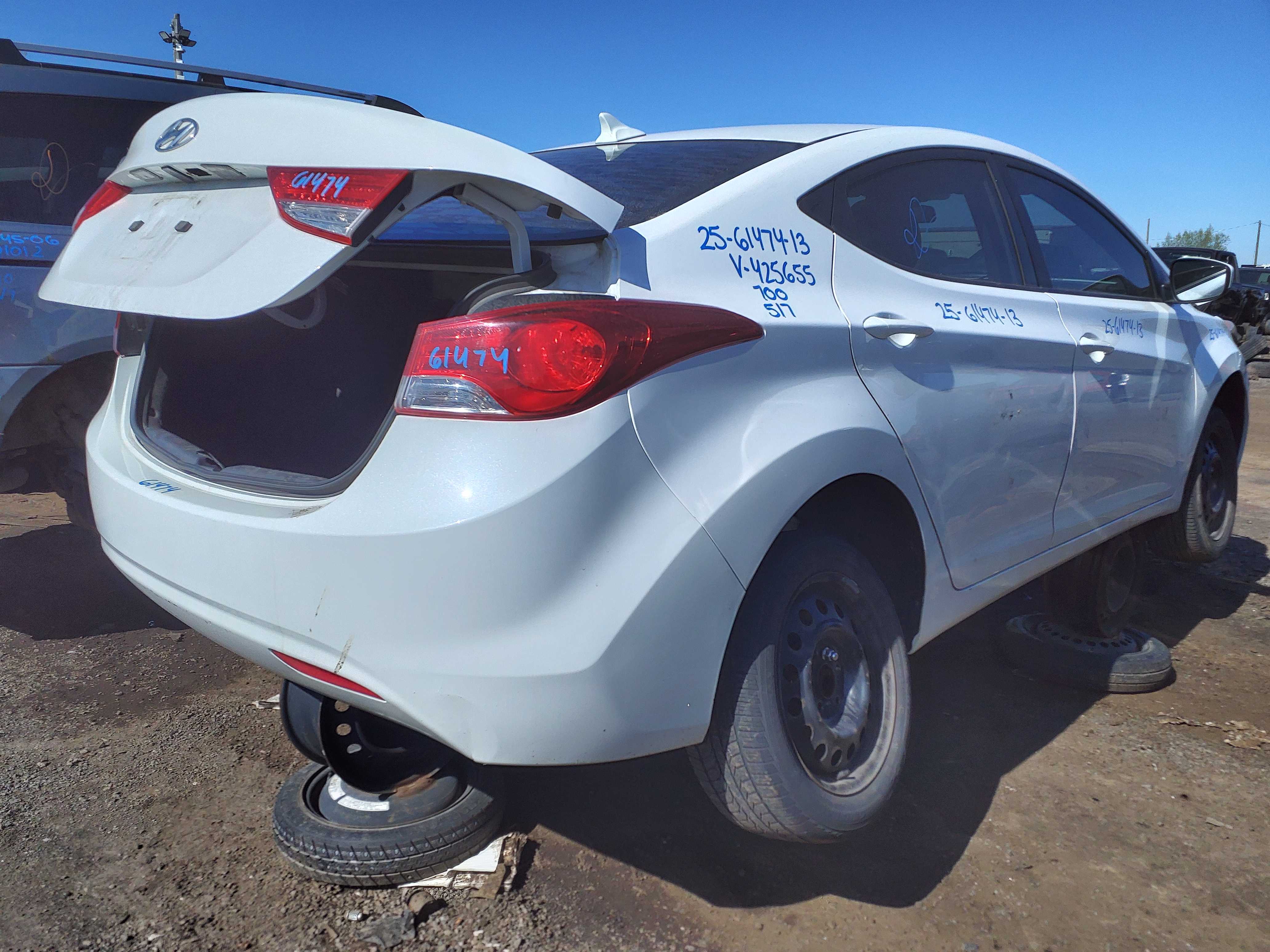HYUNDAI ELANTRA 2013