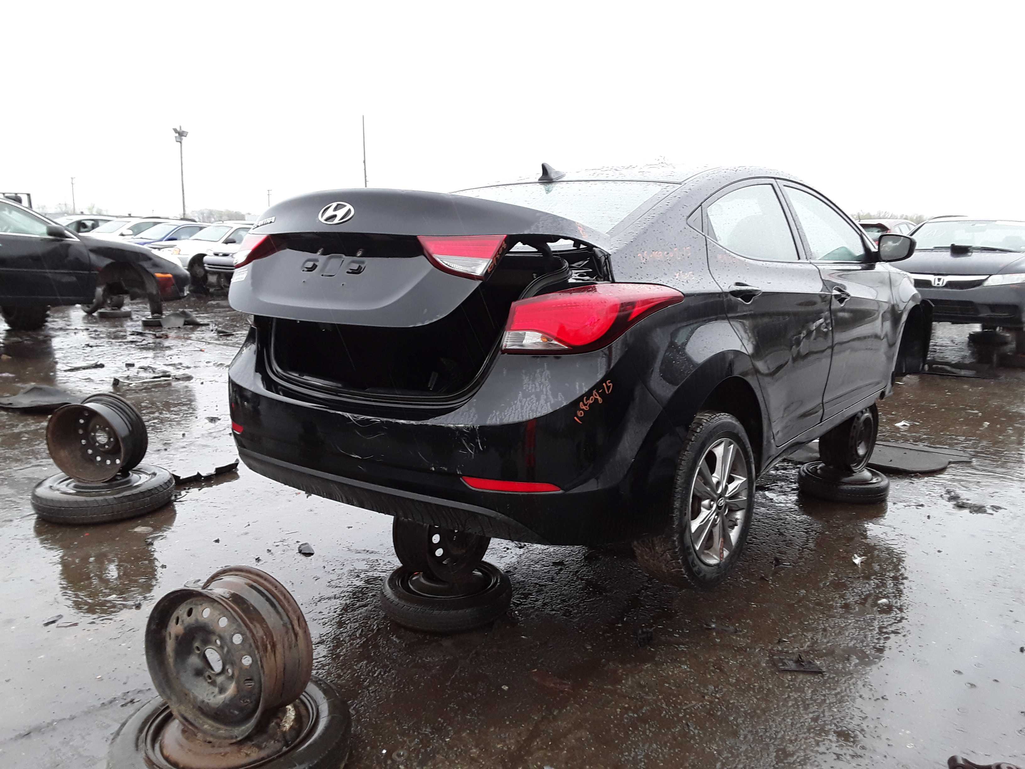 HYUNDAI ELANTRA 2015