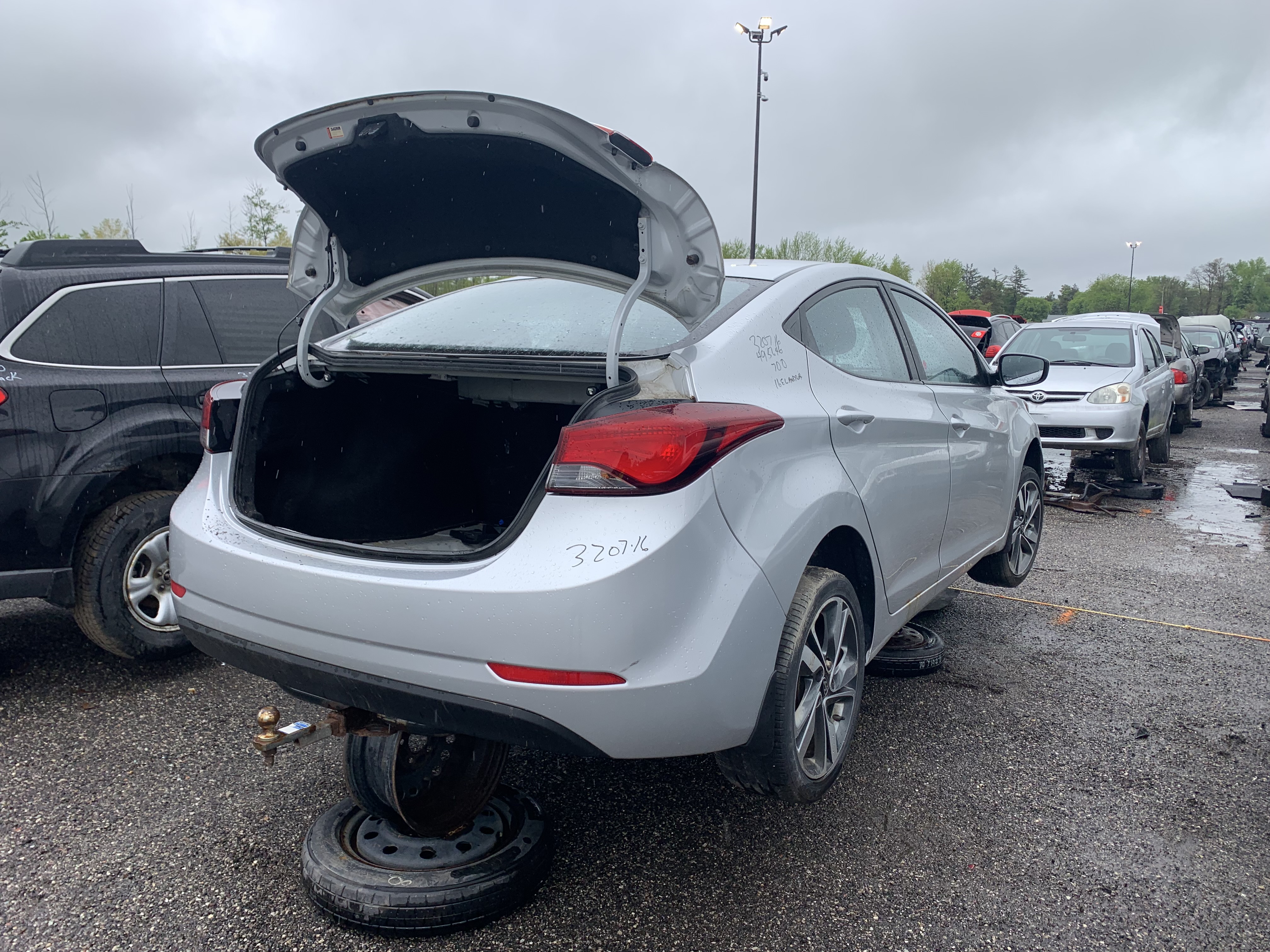 HYUNDAI ELANTRA 2016