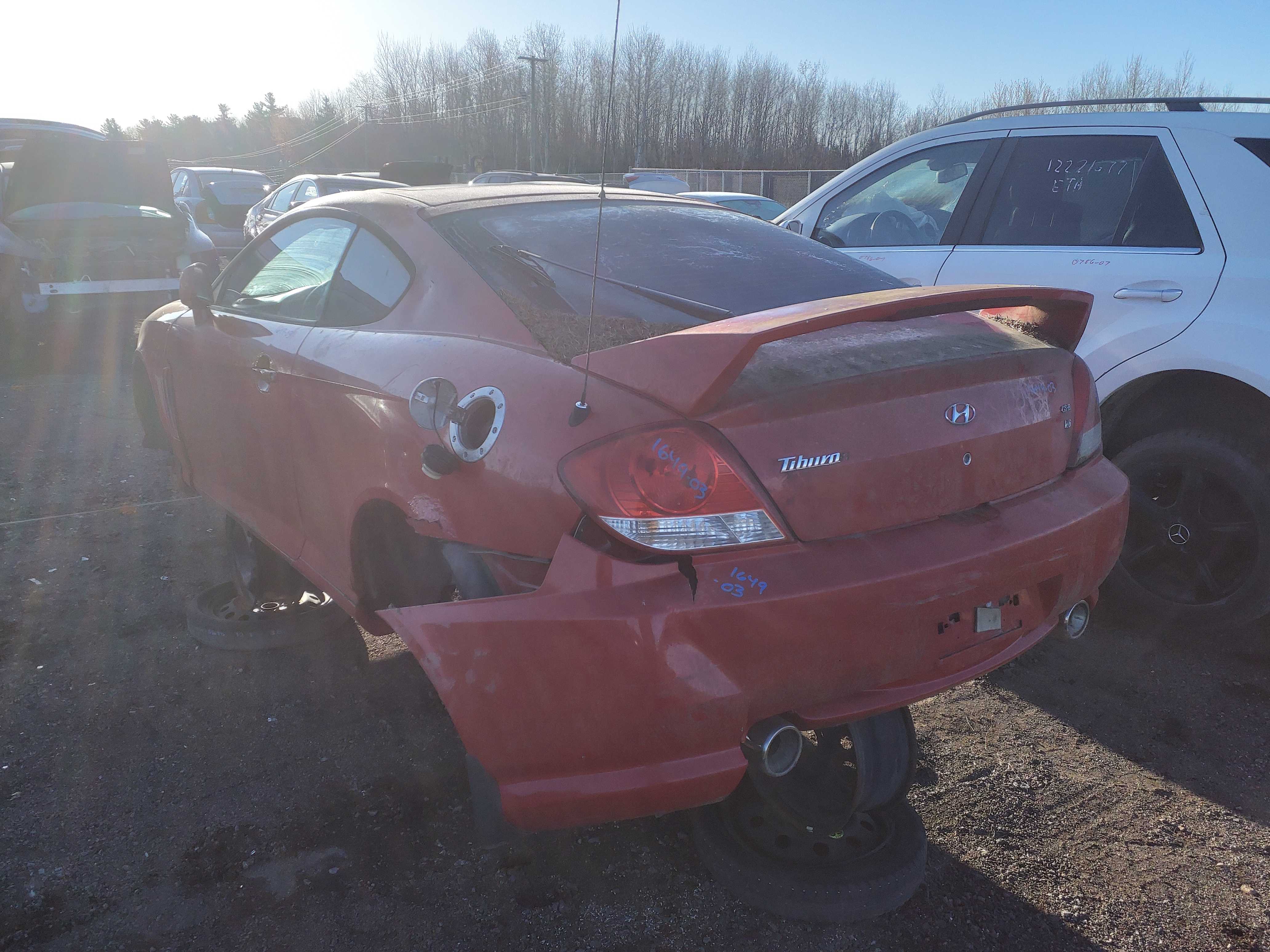 HYUNDAI TIBURON 2003