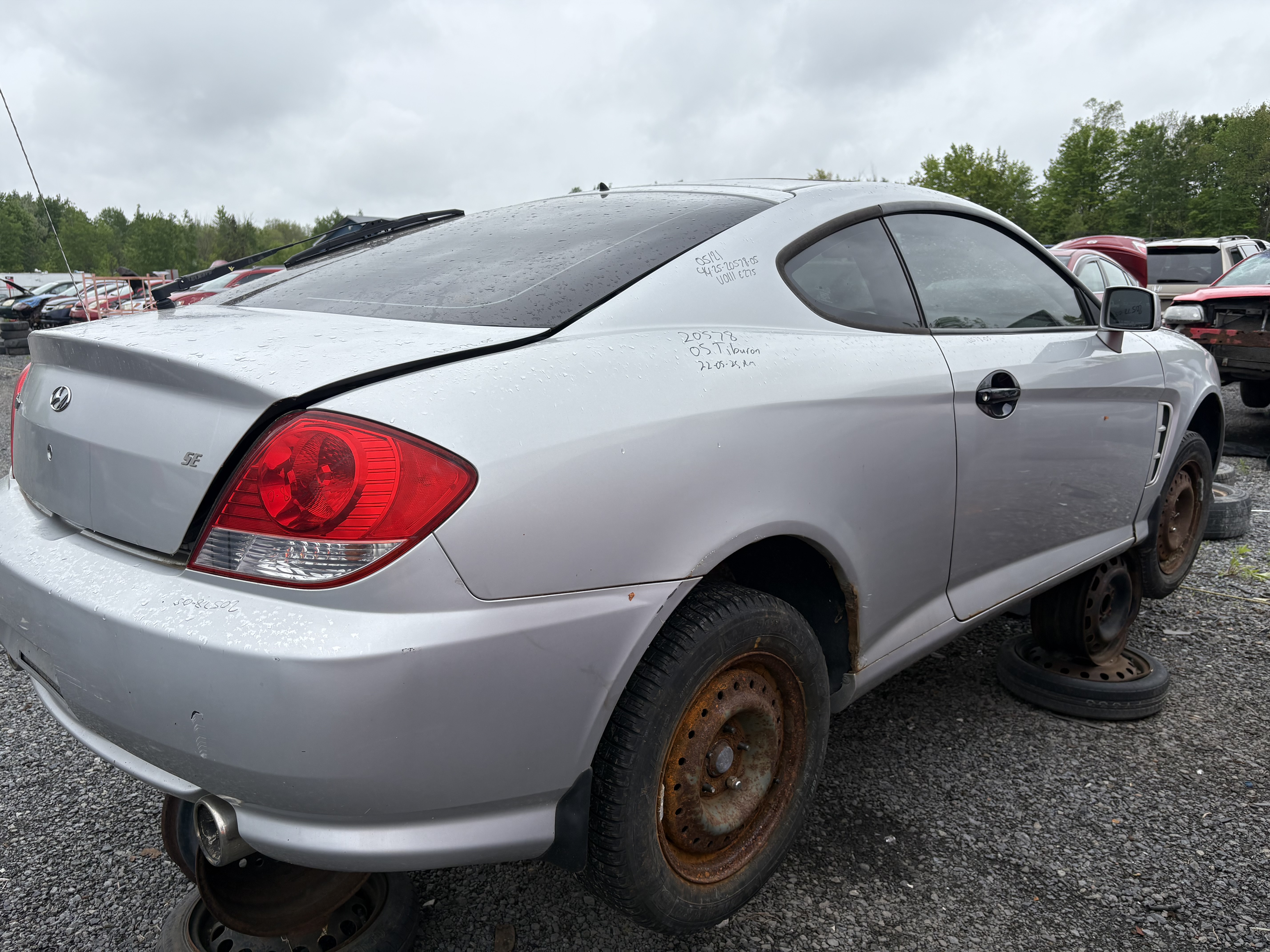 HYUNDAI TIBURON 2005