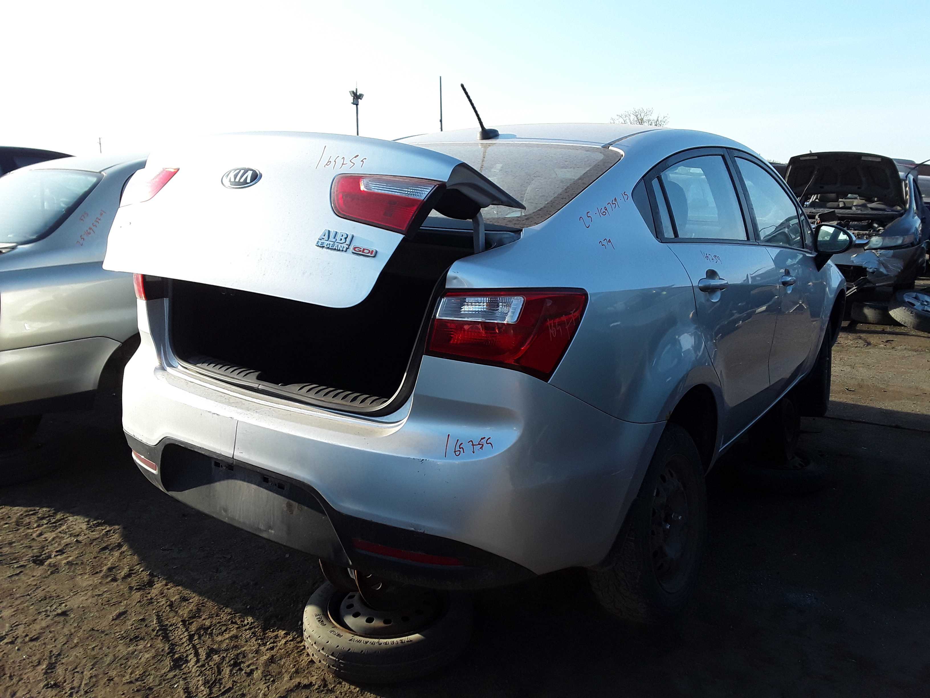 KIA RIO 2015