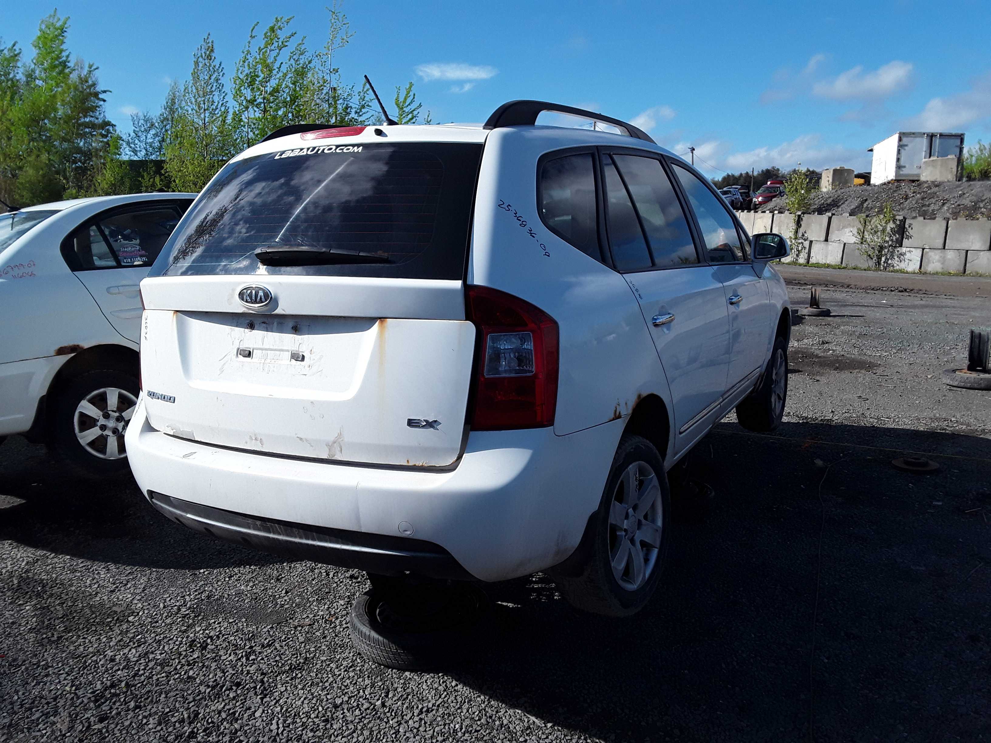 KIA RONDO 2009
