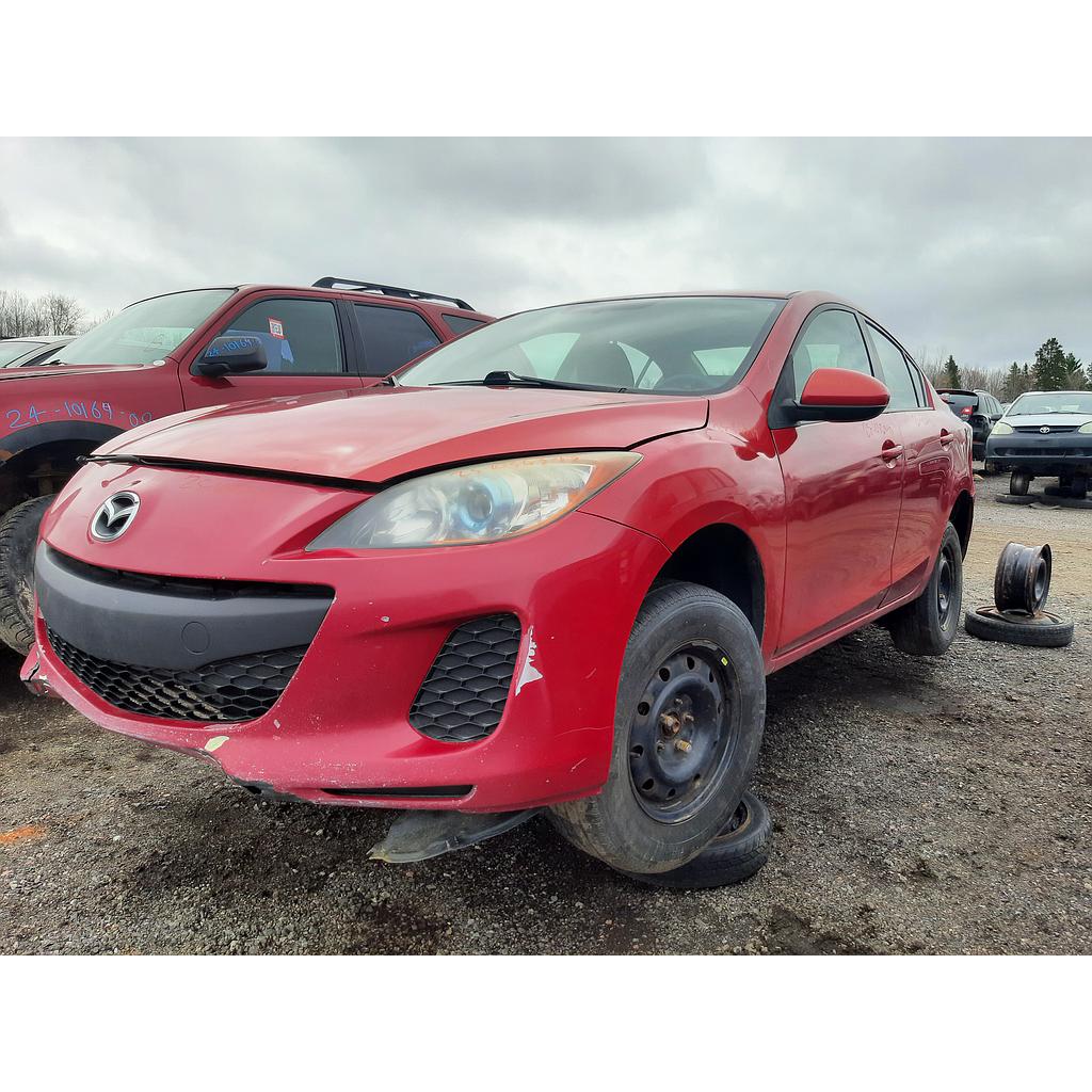 MAZDA MAZDA3 2013