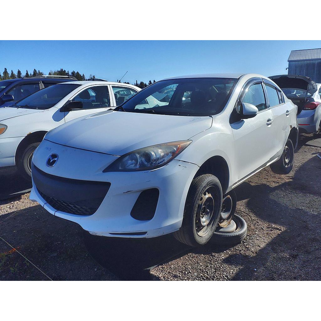 MAZDA MAZDA3 2013