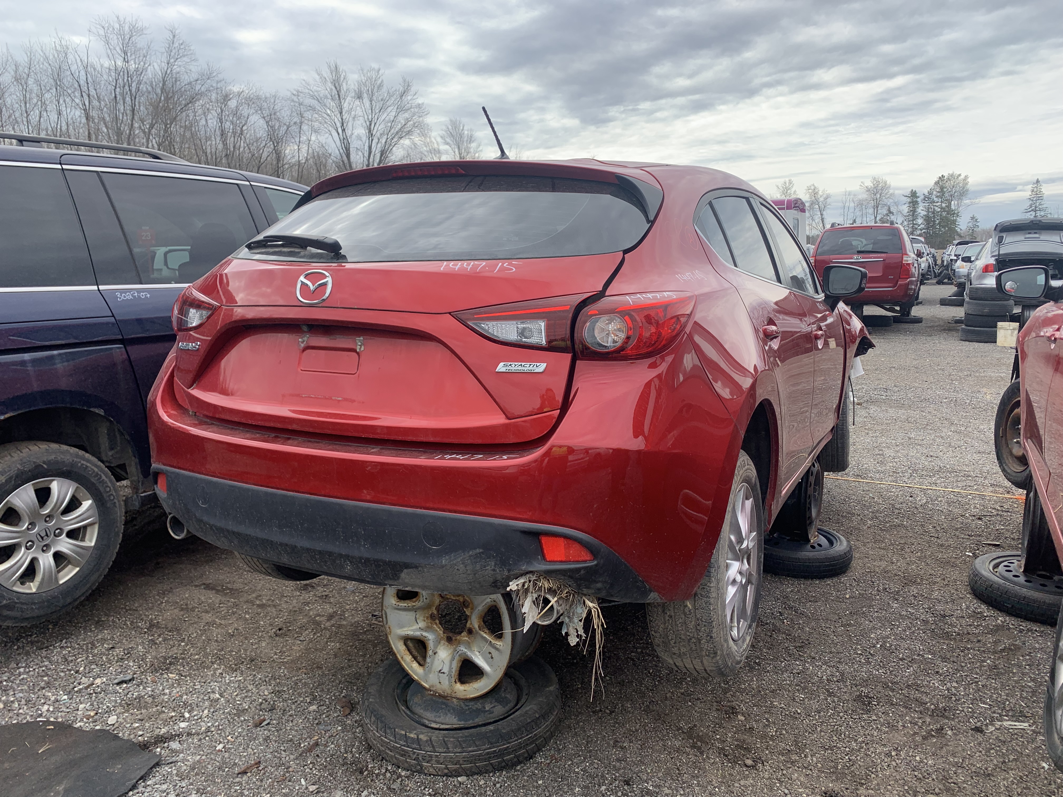 MAZDA MAZDA3 2015