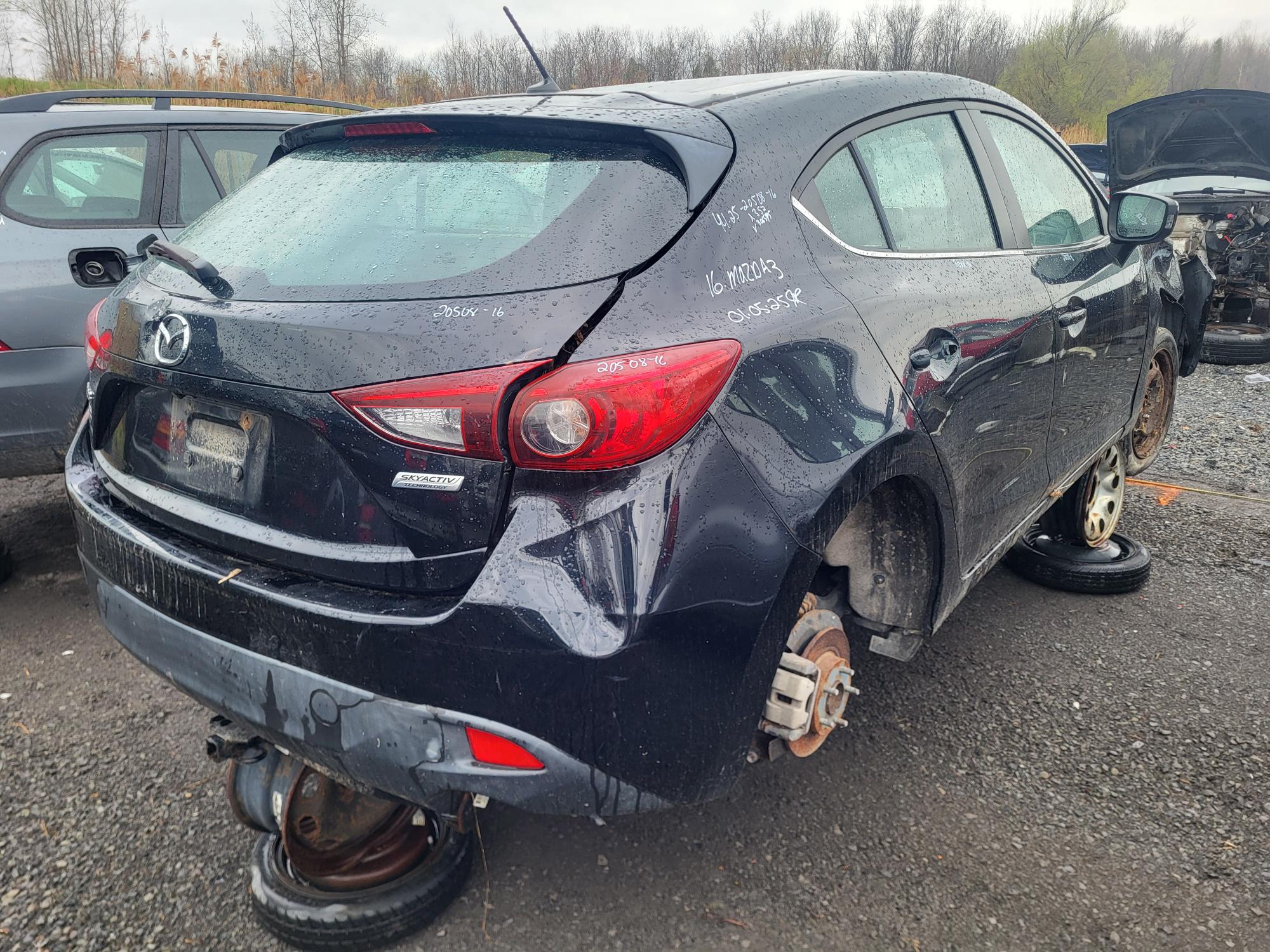 MAZDA MAZDA3 2016