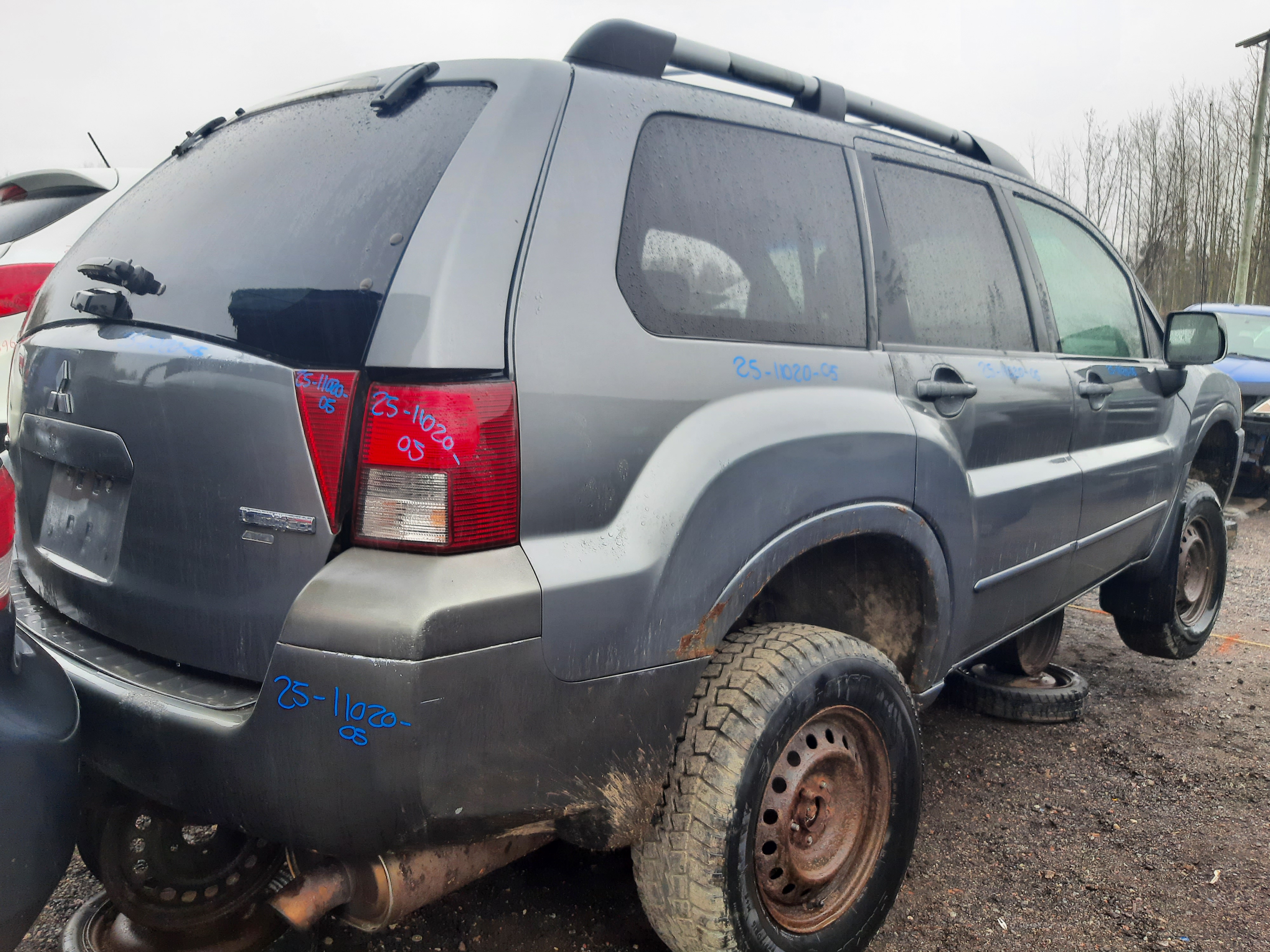 MITSUBISHI ENDEAVOR 2005
