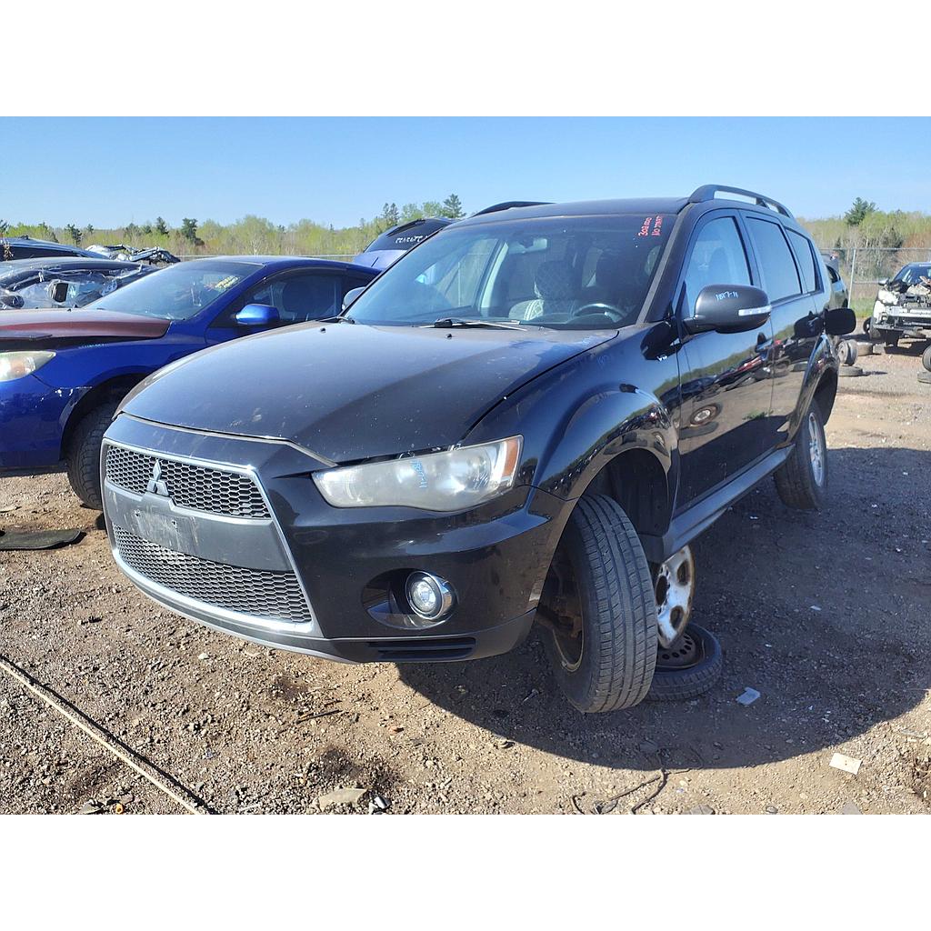 MITSUBISHI OUTLANDER 2011