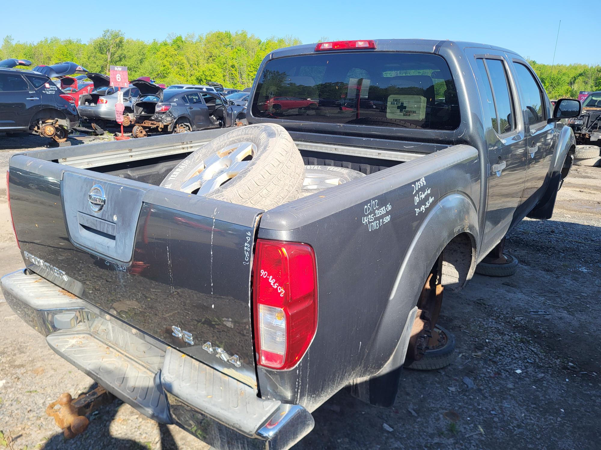 NISSAN FRONTIER 2006