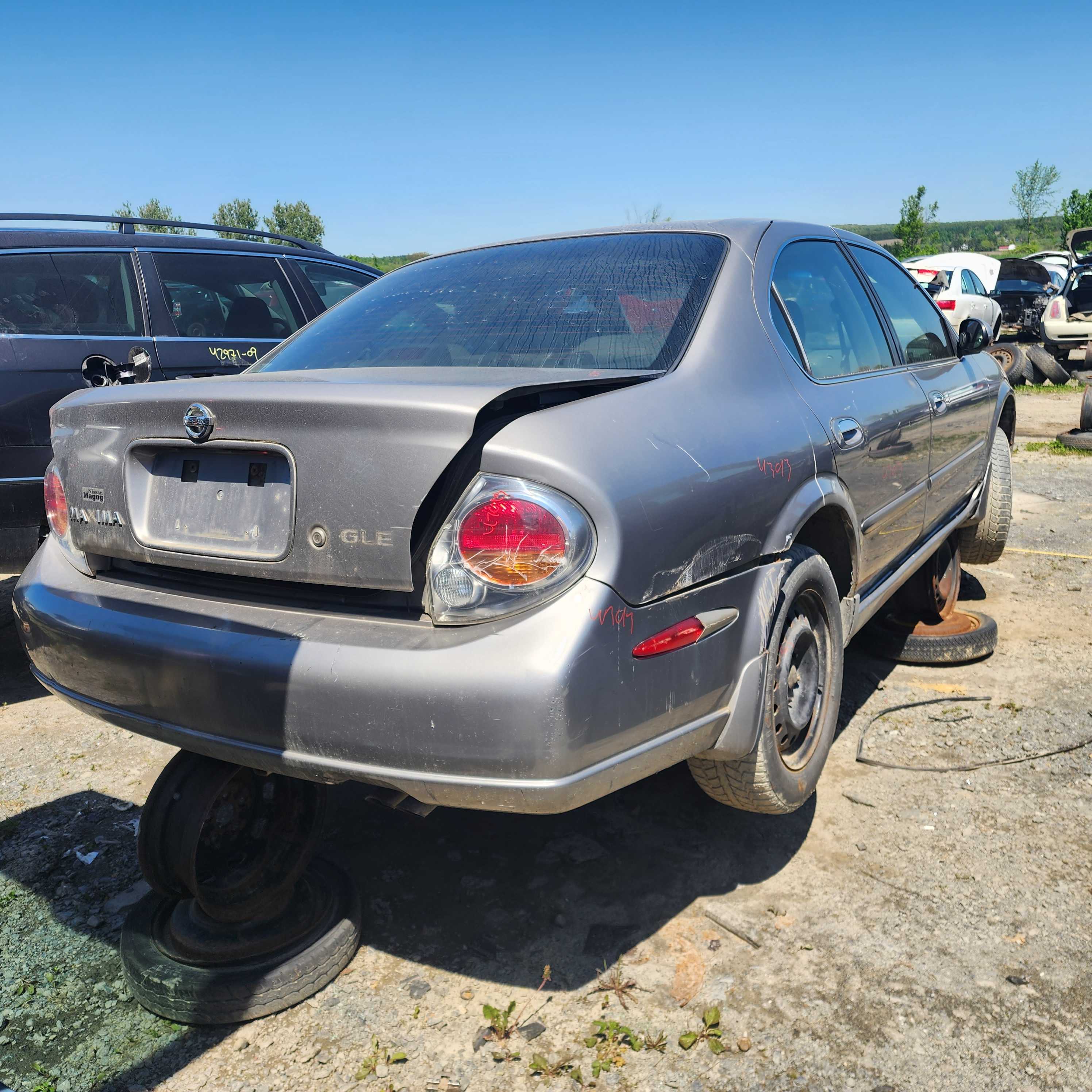NISSAN MAXIMA 2002