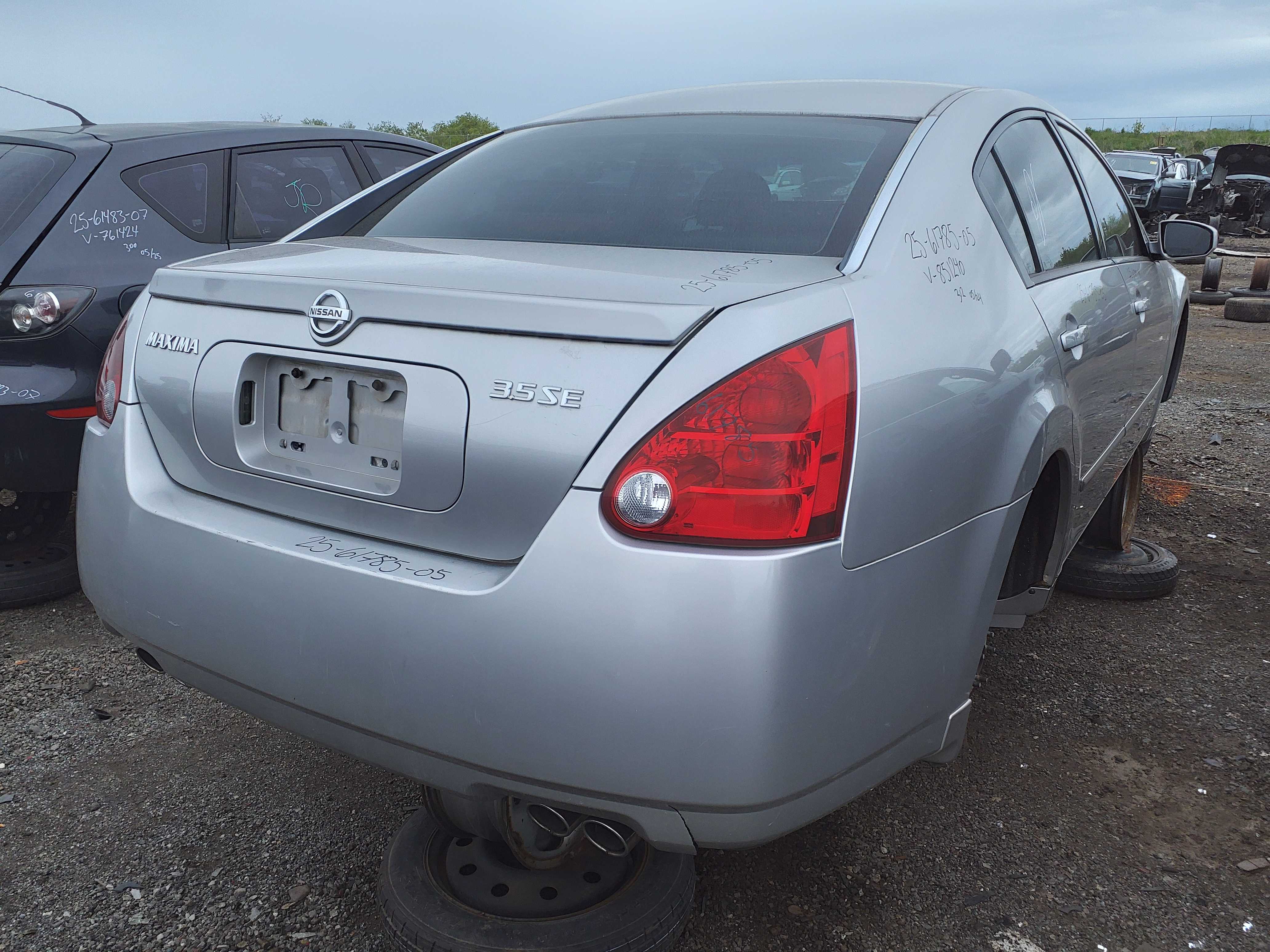 NISSAN MAXIMA 2005