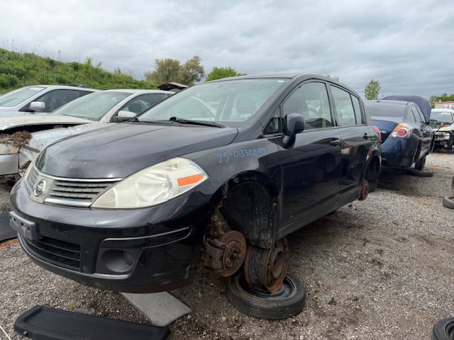 NISSAN VERSA 2009
