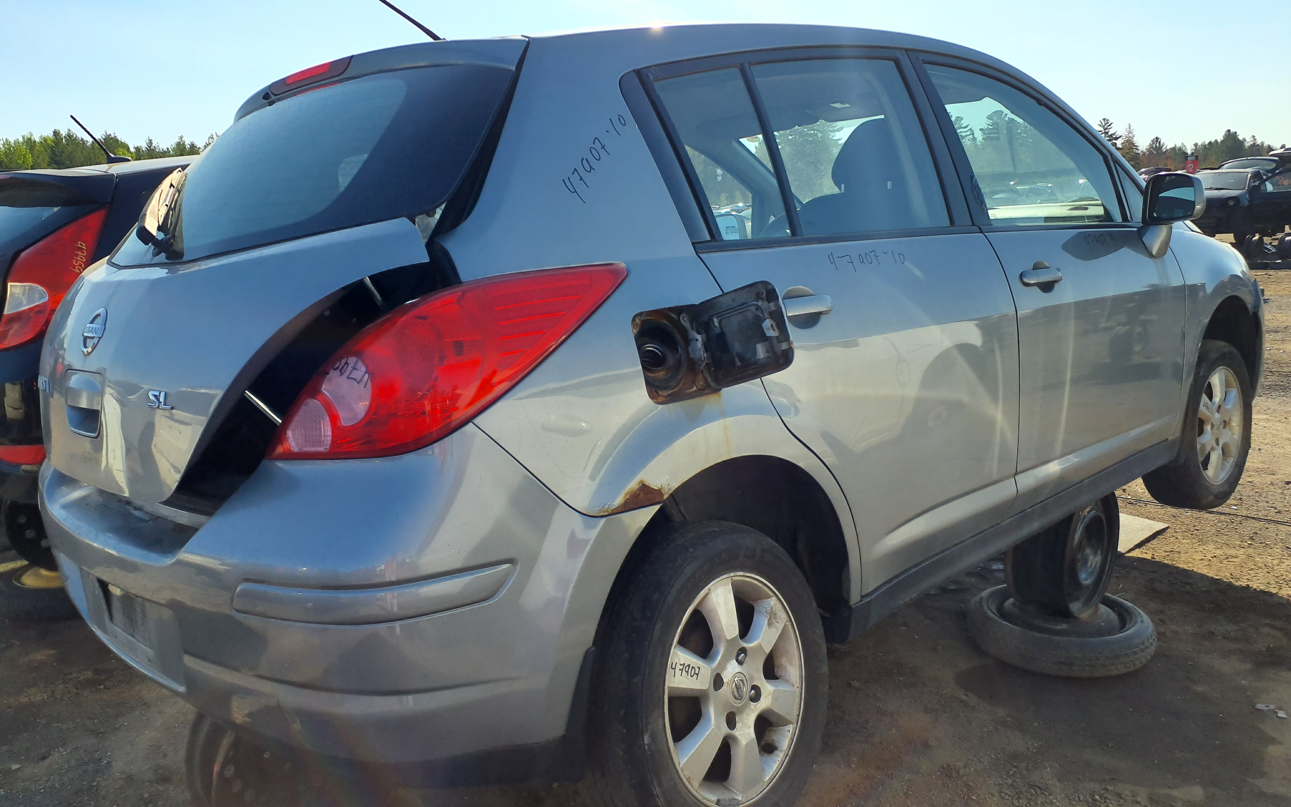 NISSAN VERSA 2010