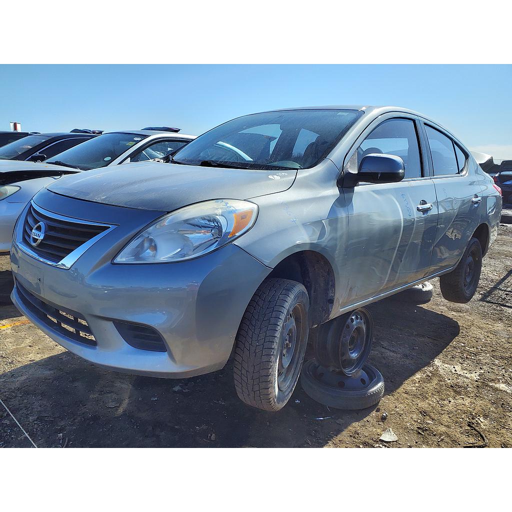 NISSAN VERSA 2012