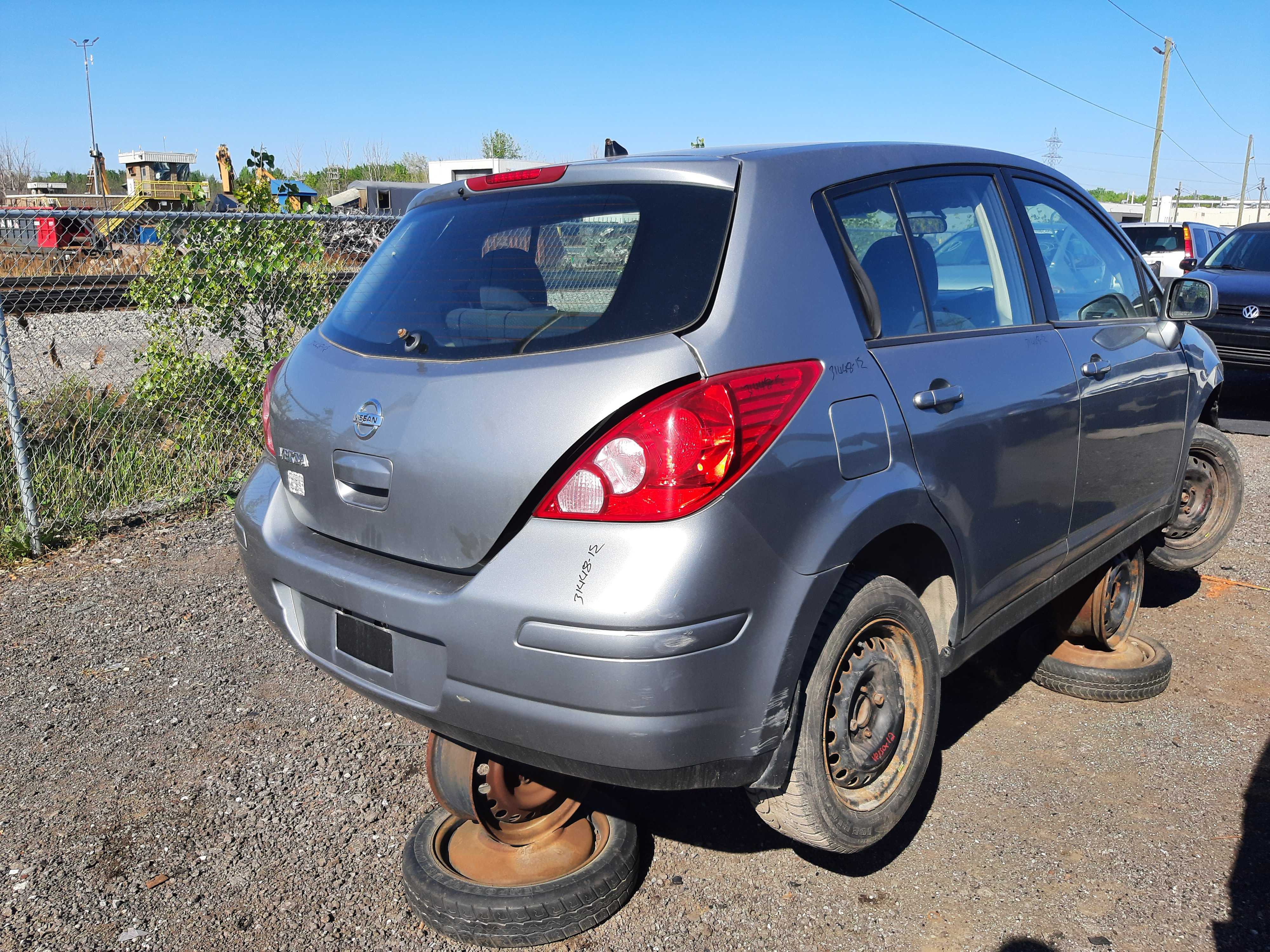 NISSAN VERSA 2012