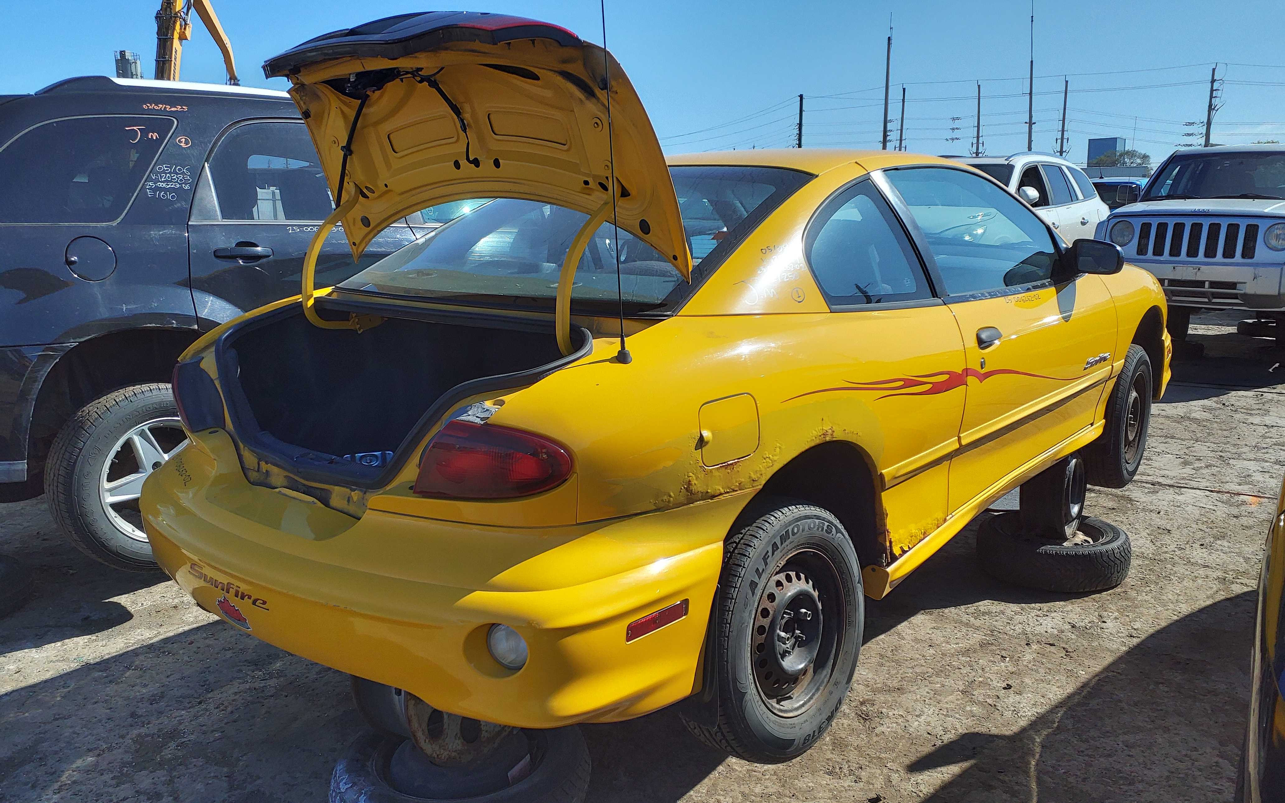 PONTIAC SUNFIRE 2002