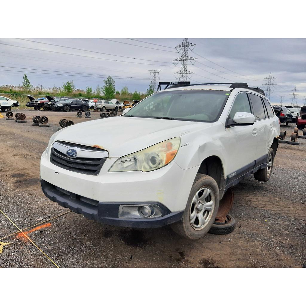 SUBARU OUTBACK 2010