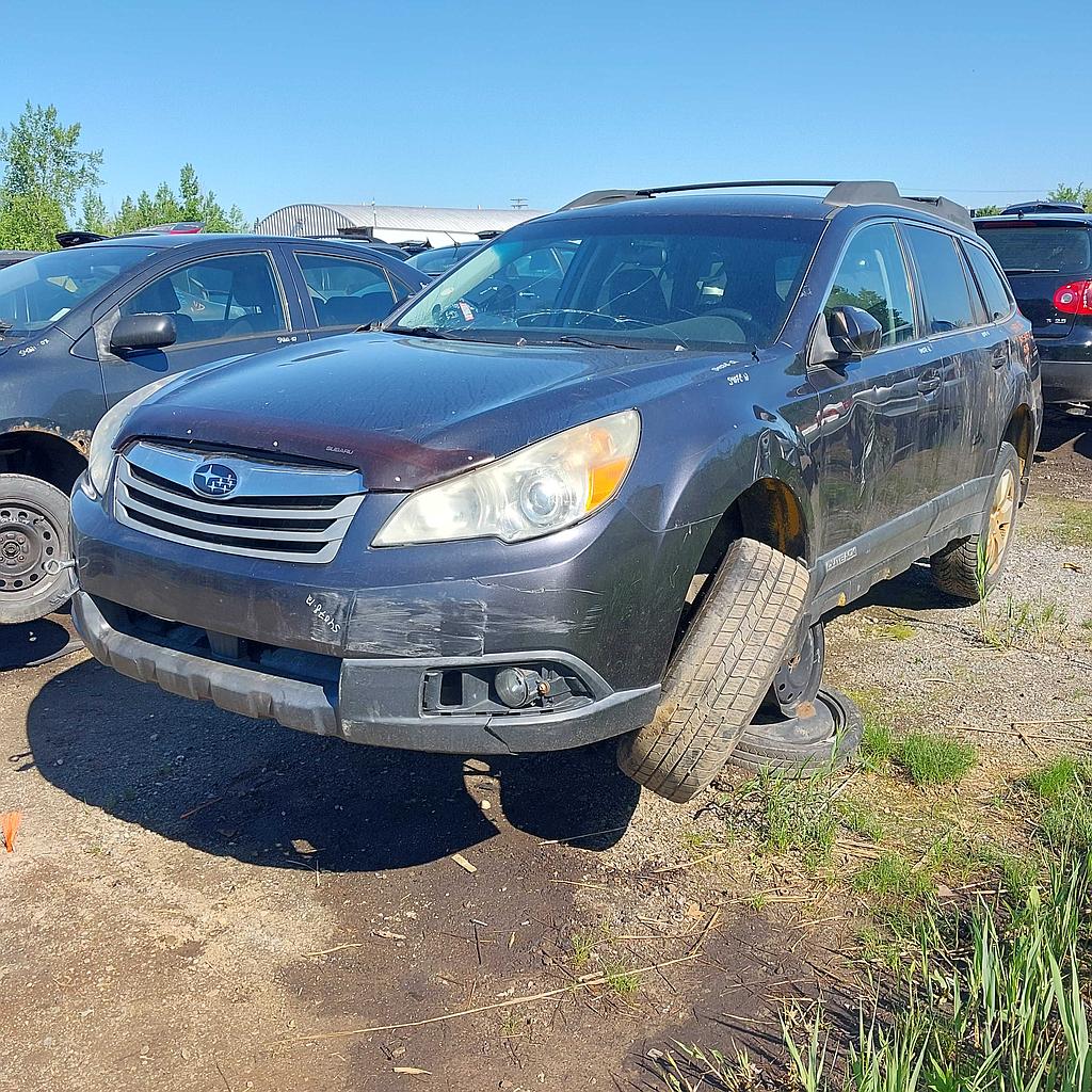 SUBARU OUTBACK 2012